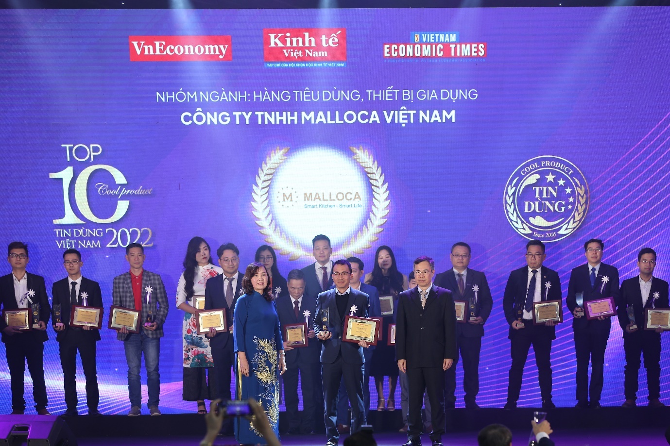 Malloca duoc vinh danh Top 100 san pham - dich vu tin dung Viet Nam hinh anh