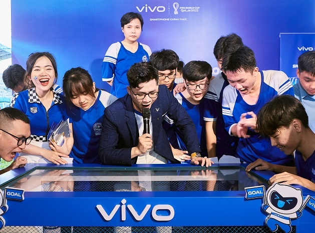 Nhung khoanh khac ket noi bong da va cong nghe kho quen cung vivo hinh anh