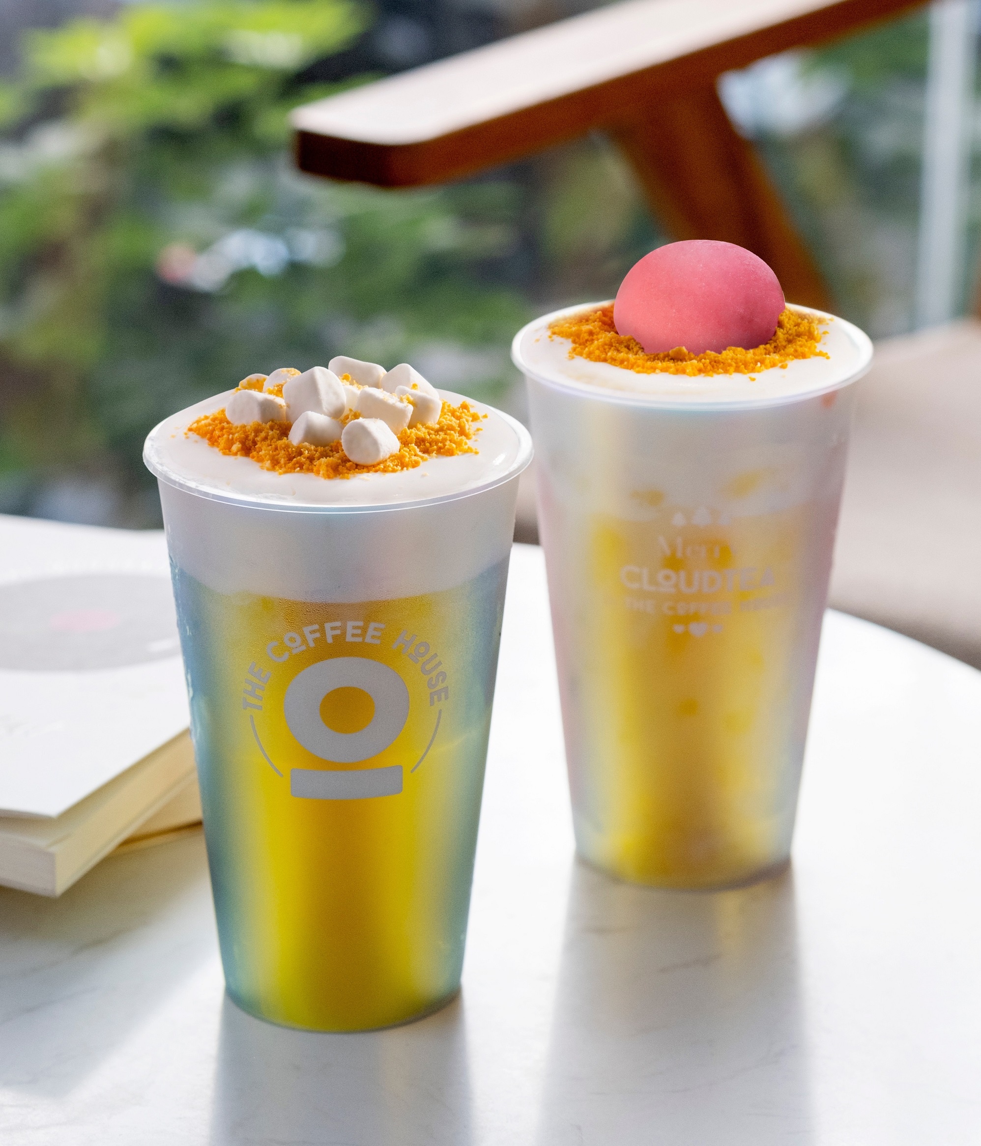 The Coffee House,  ly Merry doi mau anh 1