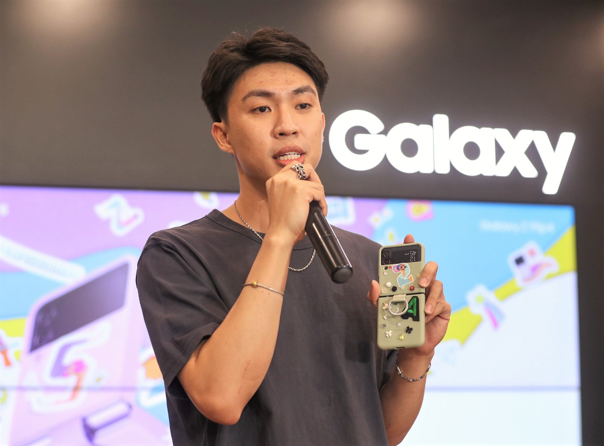 Linh hoat bien hoa anh 6