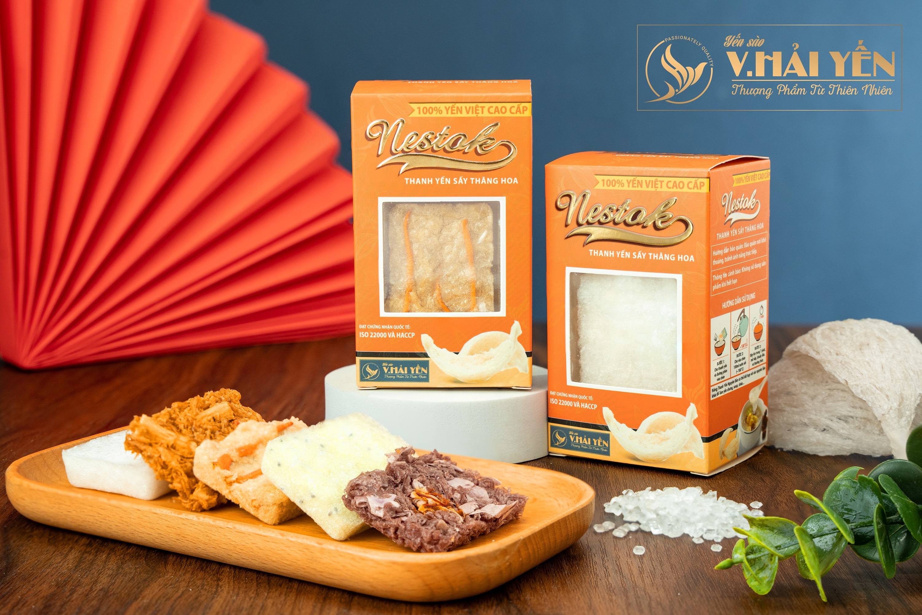 Sai Gon Thuan Tien,  V.Hai Yen anh 2