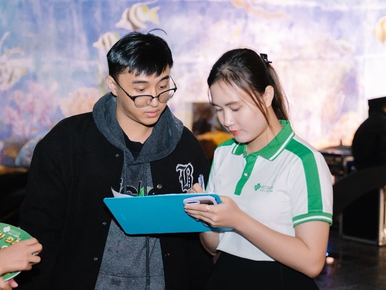 Bao ve doi mat sang khoe cung su kien ‘Kinh khong lo’ hinh anh