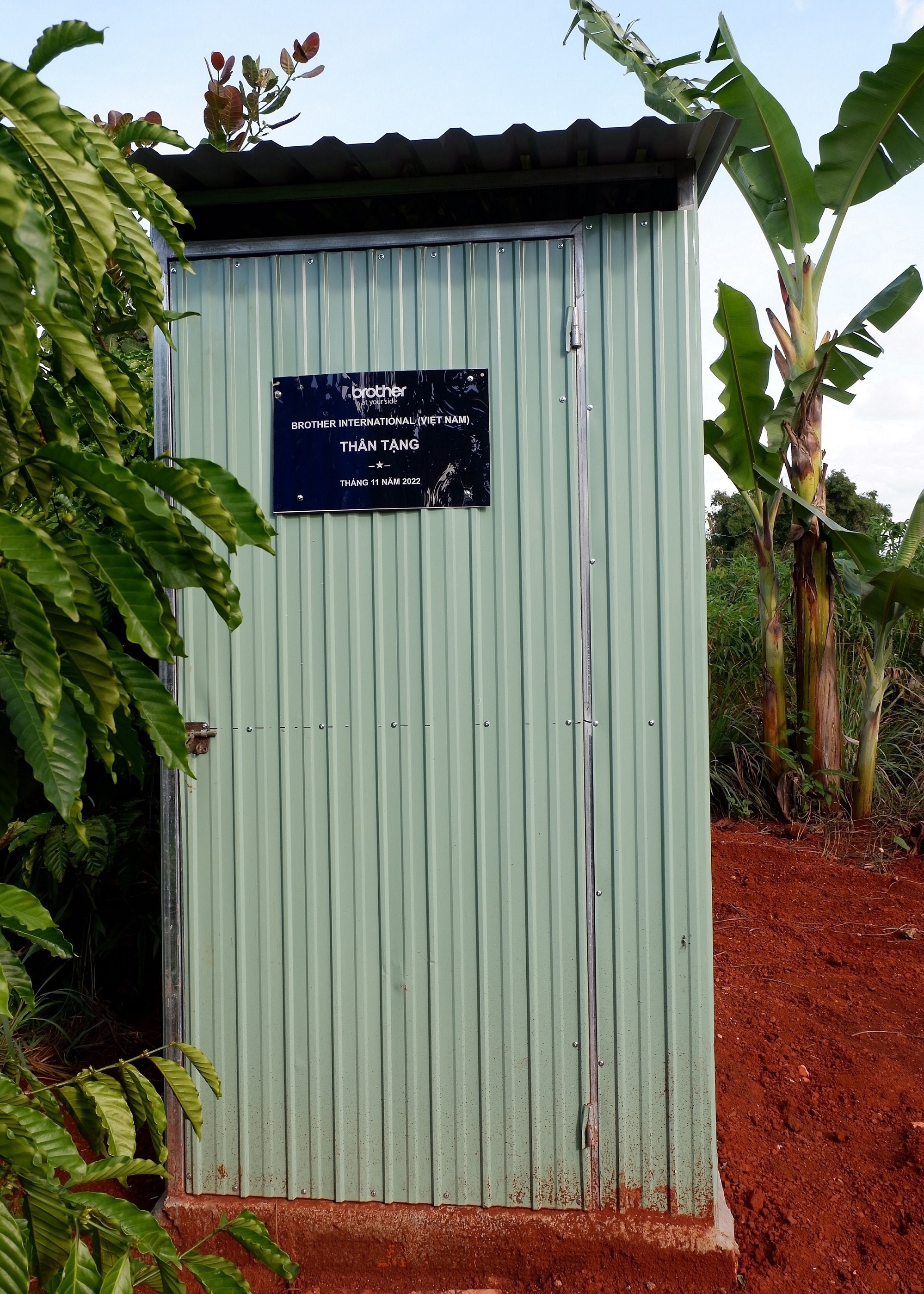 Xay moi nha xi kho,  Brother anh 3