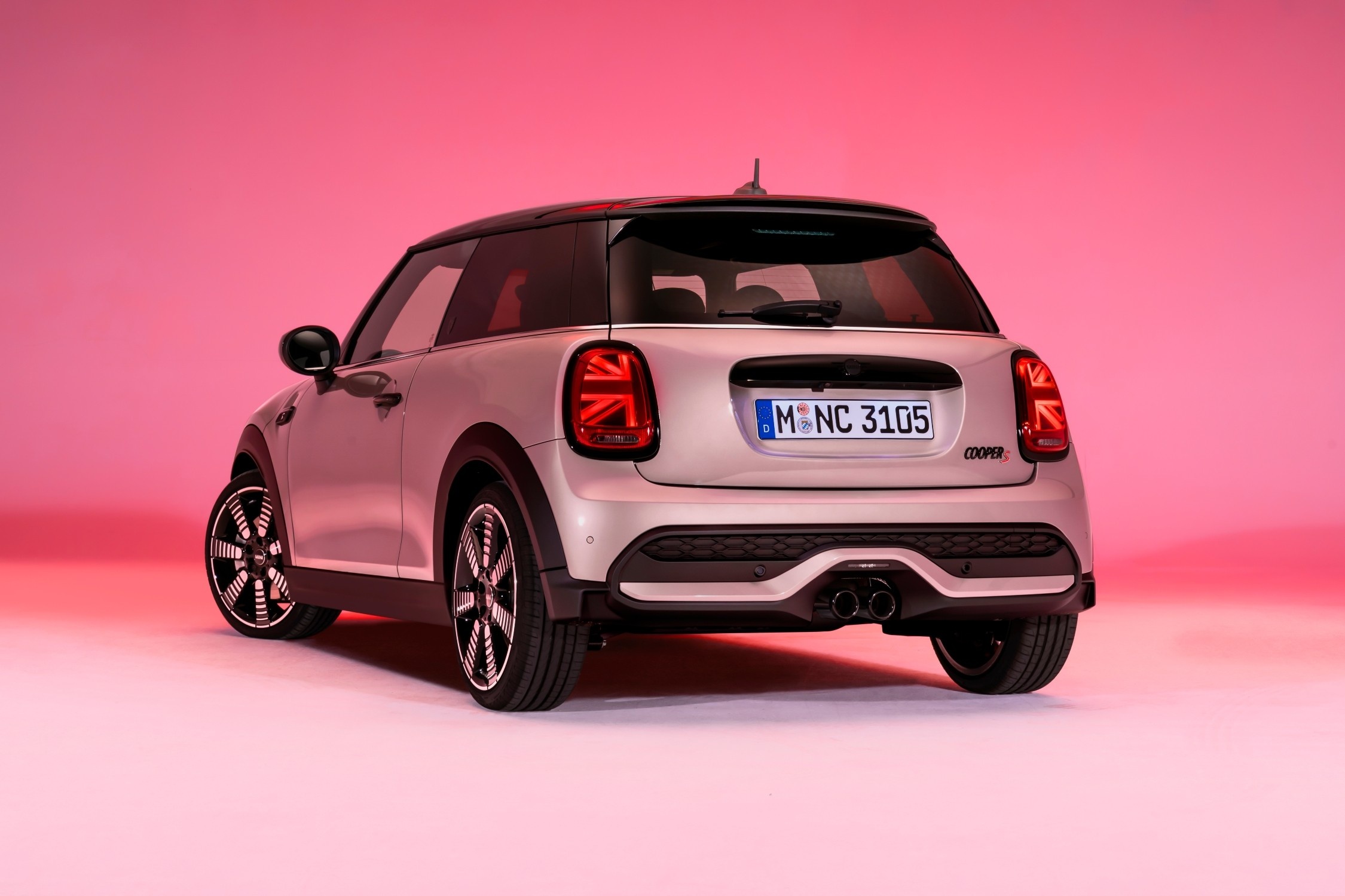 Thaco Auto,  MINI Cooper S 3-cua anh 3