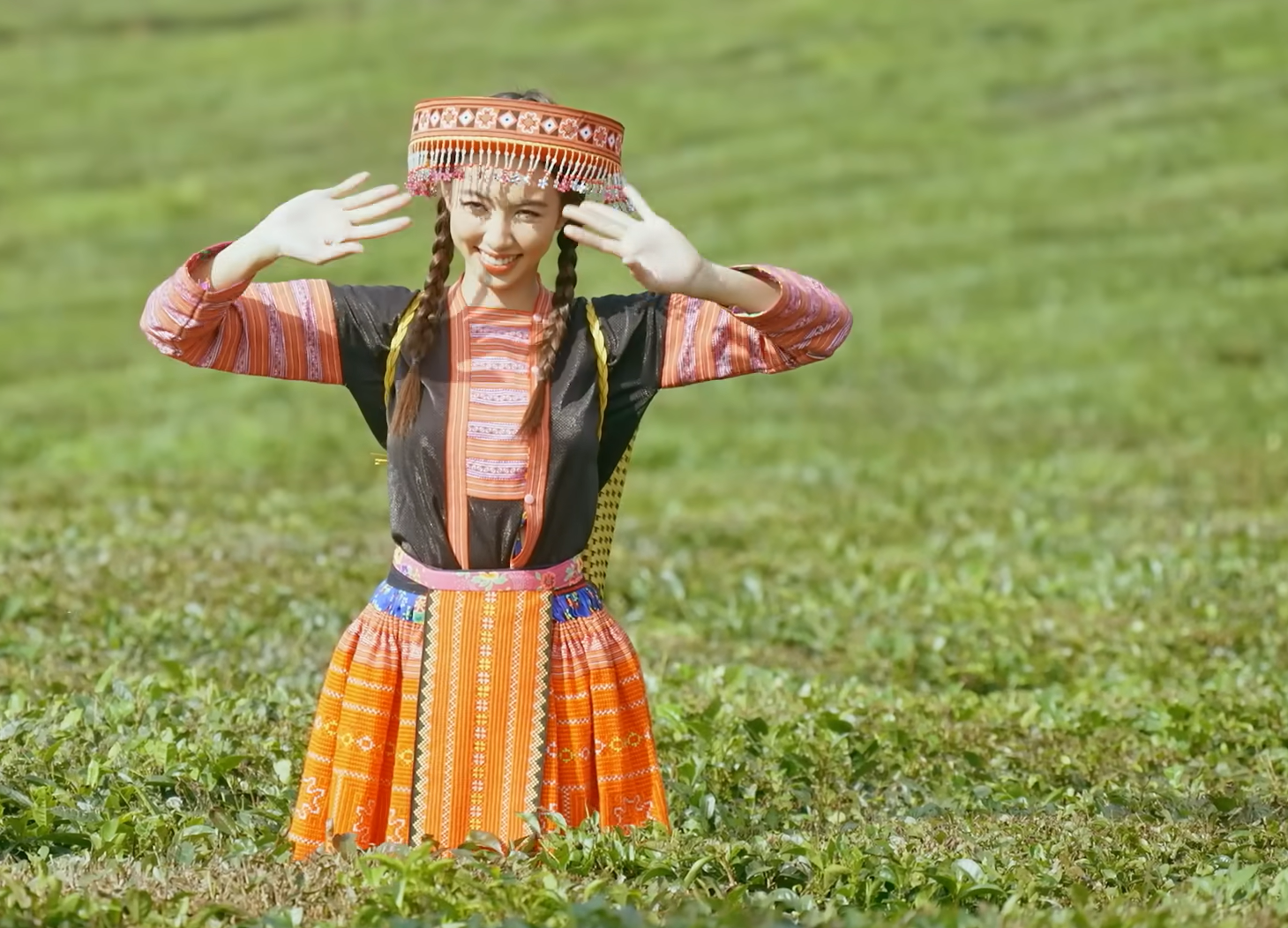 Chill & Cool,  Thuy Tien,  Anh Tu anh 2