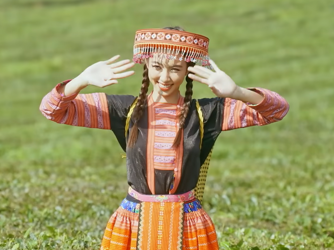 Chuyen xe Khong do Chill & Cool ghe diem den dang nho mien Tay Bac hinh anh