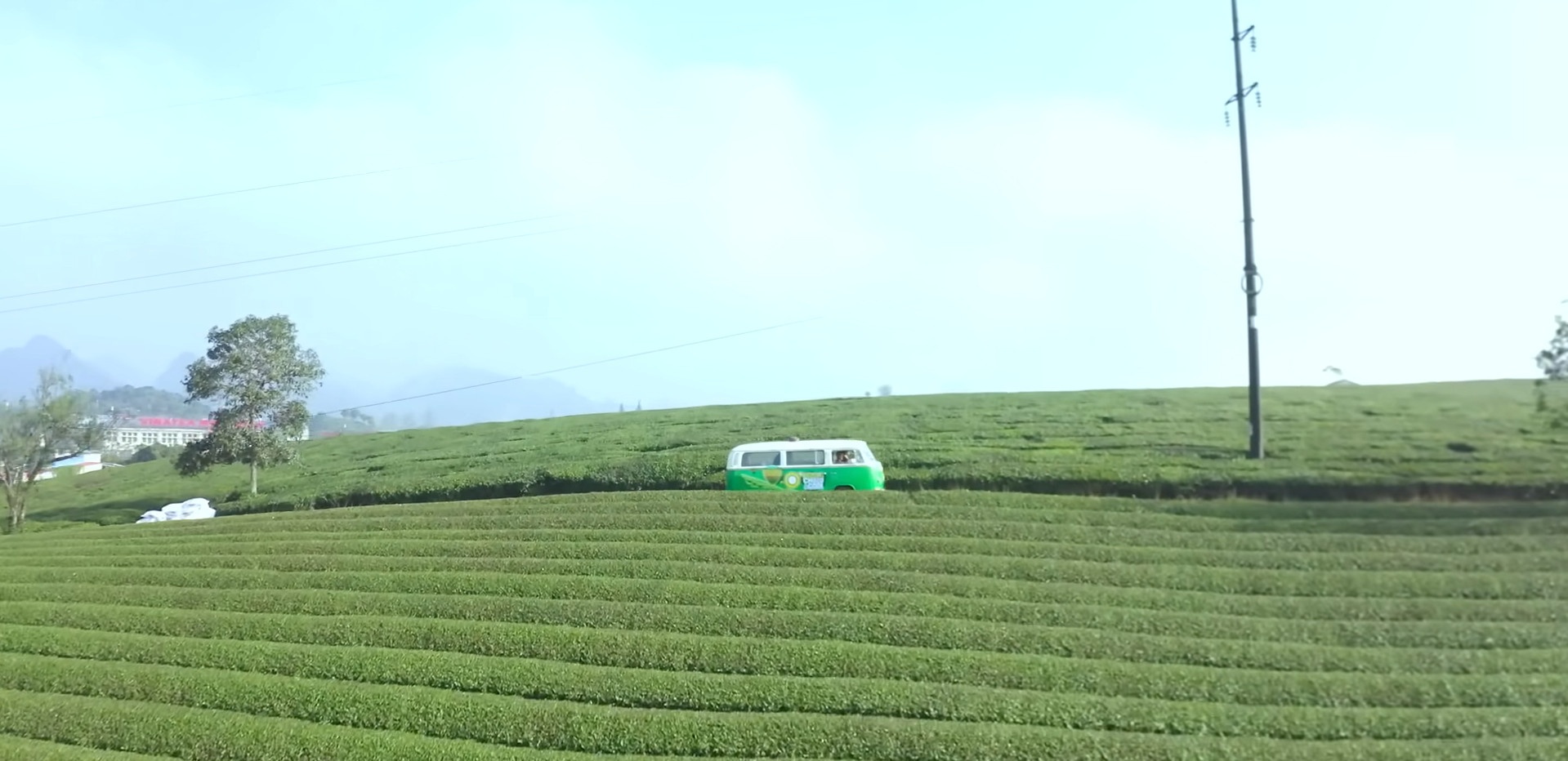 Chill & Cool,  Thuy Tien,  Anh Tu anh 3