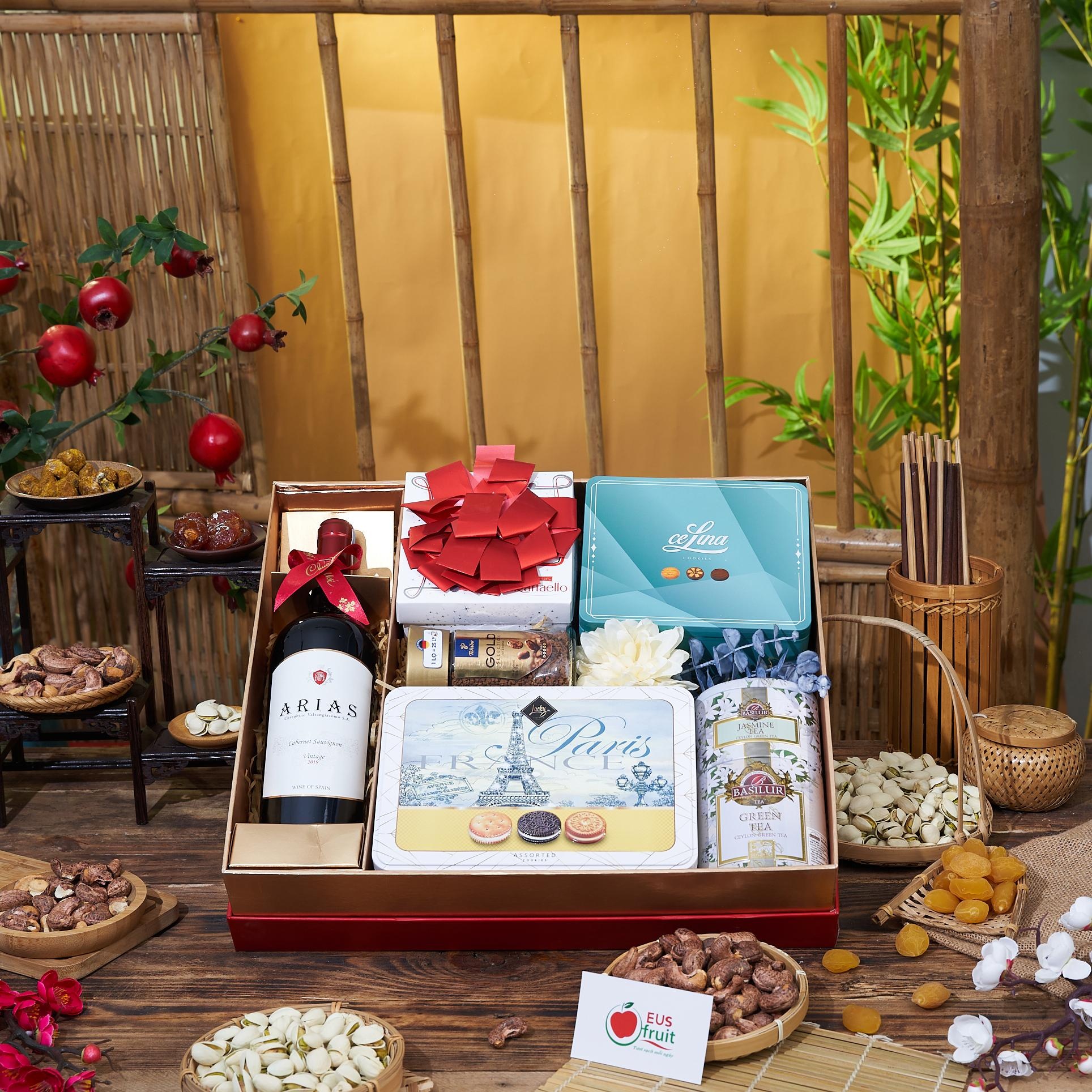 nam moi,  tang qua anh 4