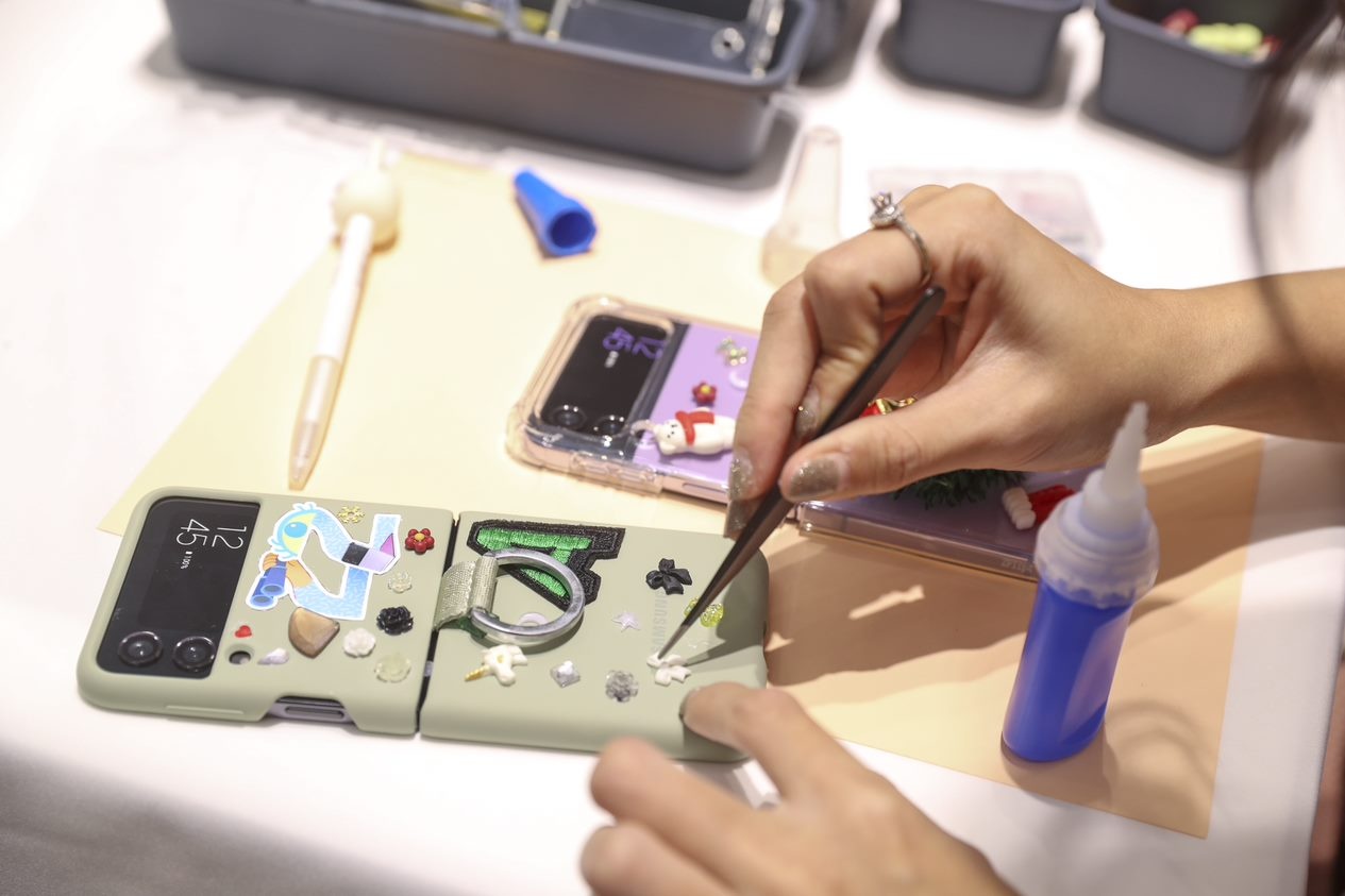 Galaxy Z Flip4 ảnh 8 Galaxy Z Flip4 anh 8