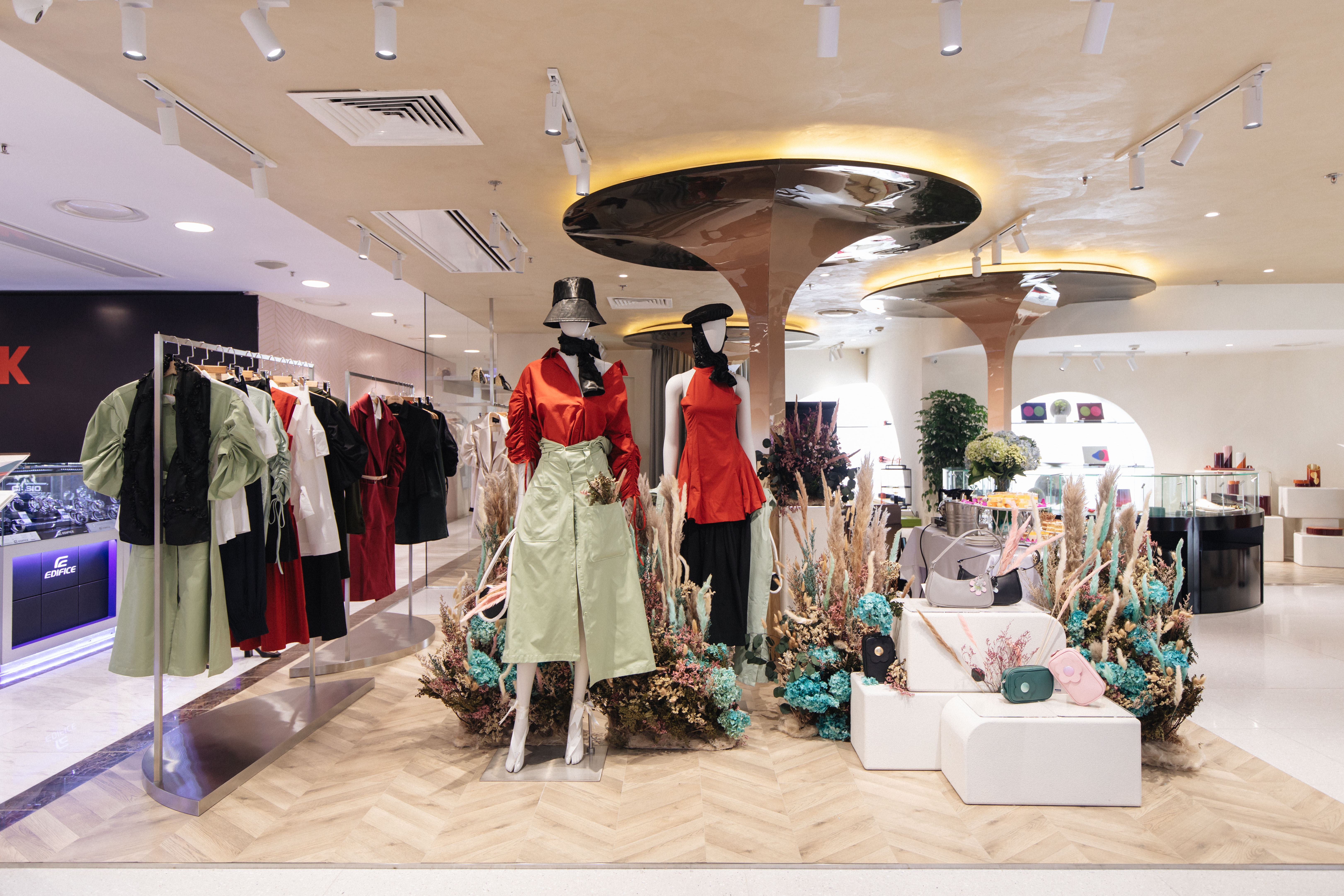 Hanoia,  Tom Trandt anh 1