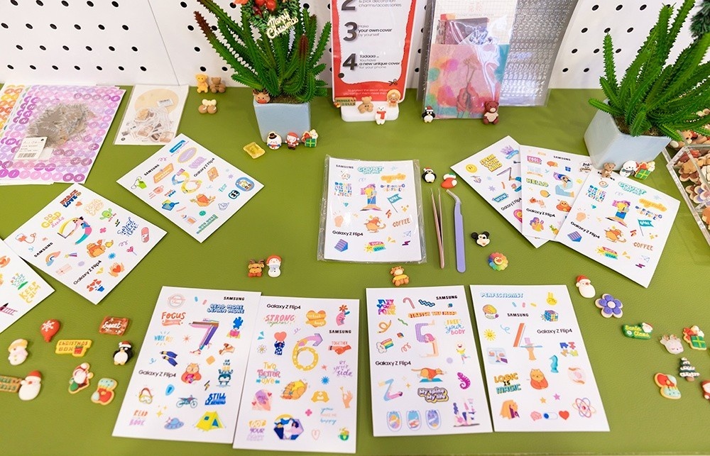 Galaxy Z Flip4 anh 6