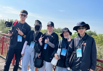 Khi bai hoc khong con o giang duong hinh anh