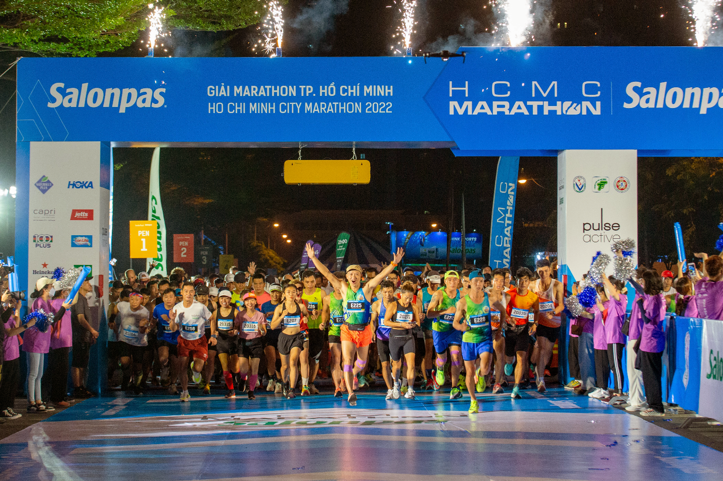 Salonpas,  HCMC Marathon anh 1