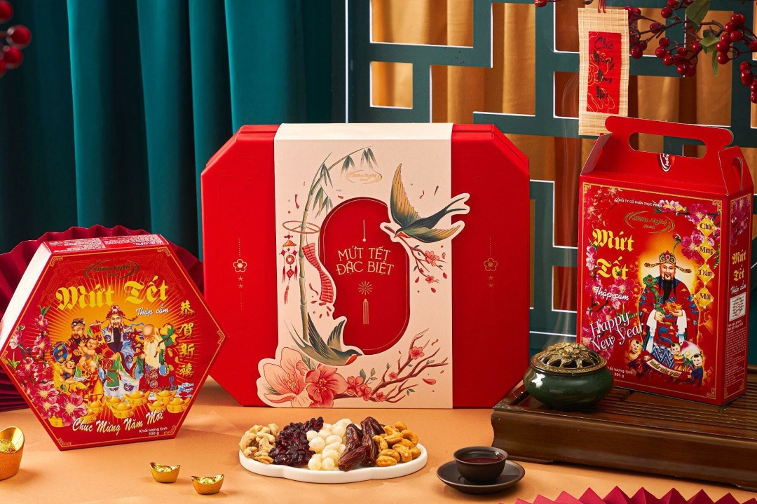 Gian hang truc tuyen cua Huu Nghi Food hut khach truoc Tet hinh anh