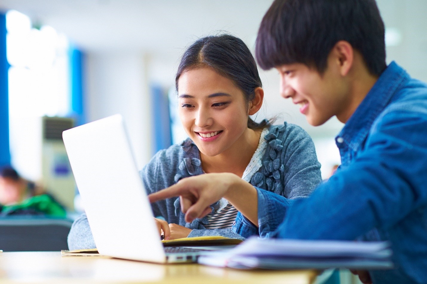 Cham soc mat bang san pham lanh tinh va diu nhe tu Nhat Ban hinh anh