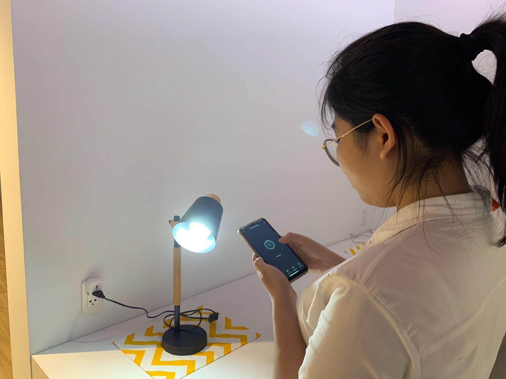 o cam thong minh,  Dien Quang anh 4