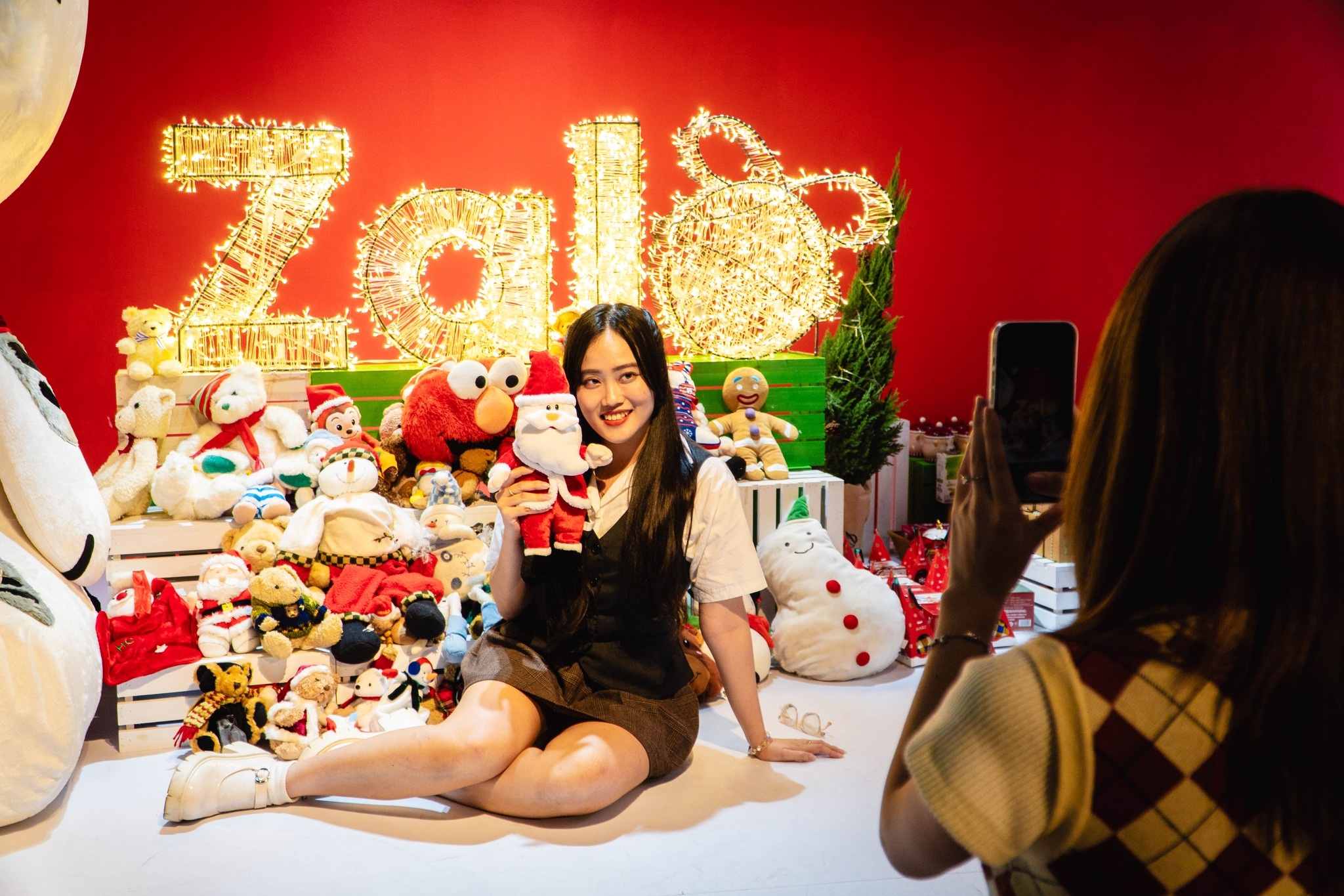 Nhan vien Zalo don Giang sinh truoc ky kiem tra nang luc hang nam hinh anh