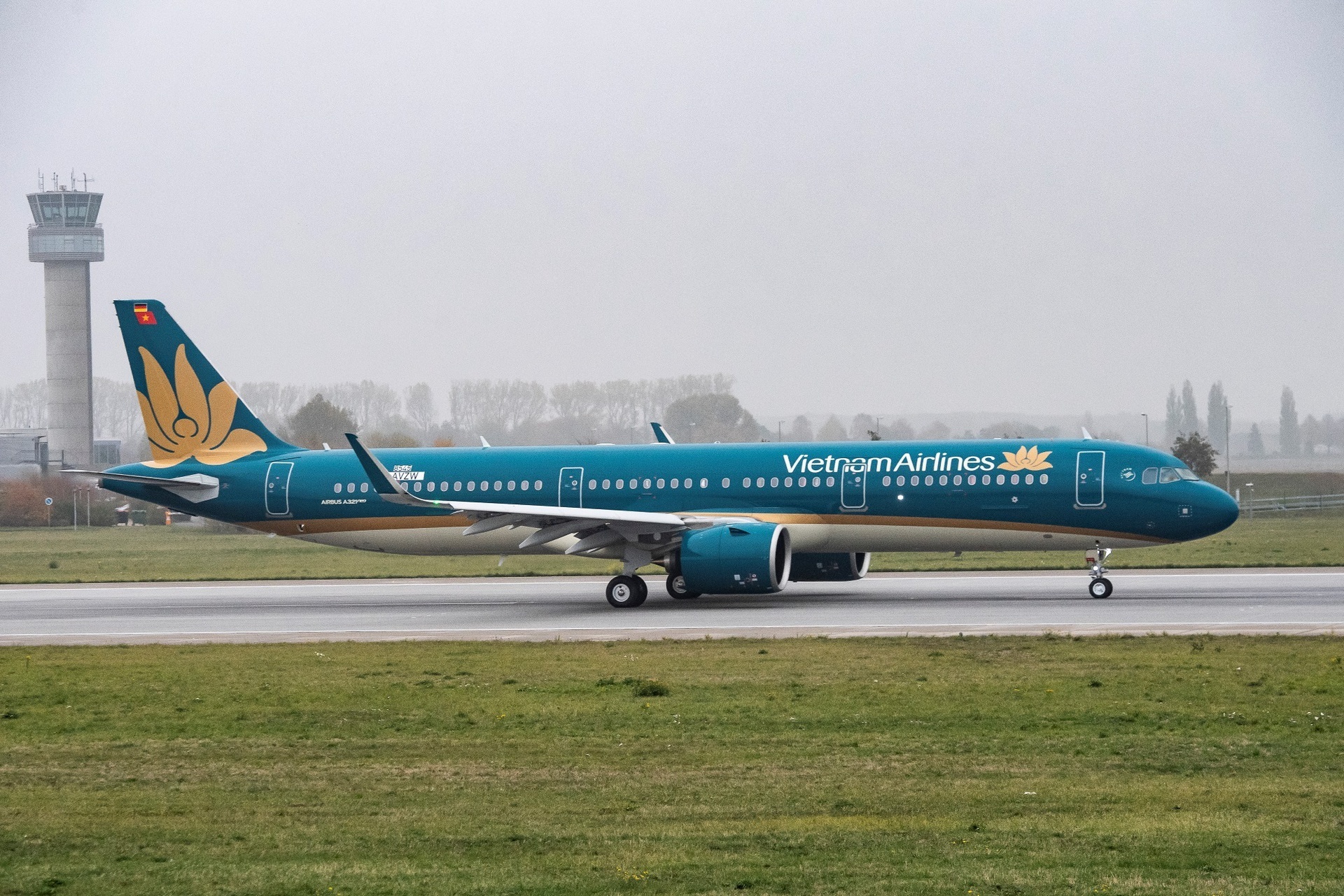 doanh nghiep Nha nuoc,  Vietnam Airlines anh 1