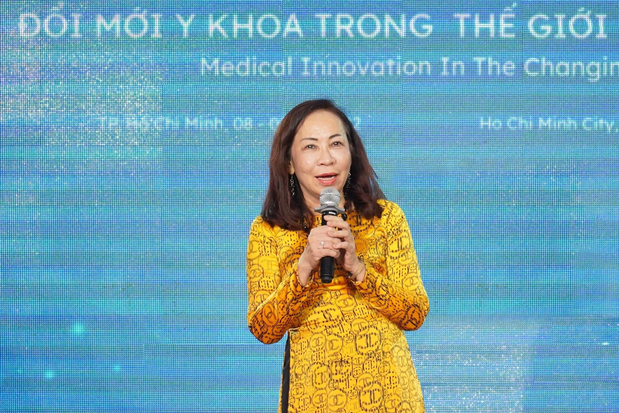 Can trong voi su tan cong cua vi khuan da khang hinh anh