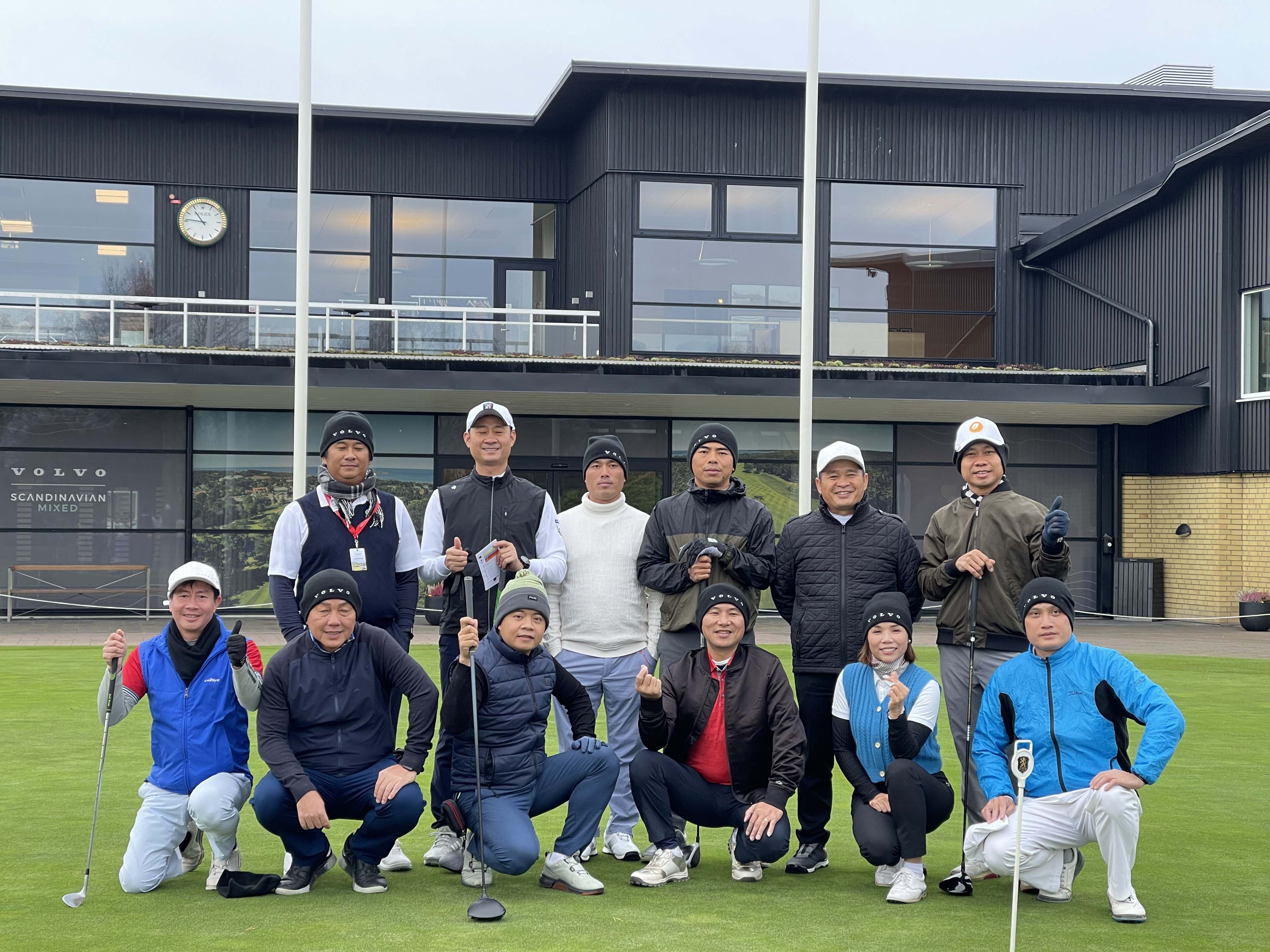 Golfer Viet du ngoan xu so co tich Bac Au hinh anh