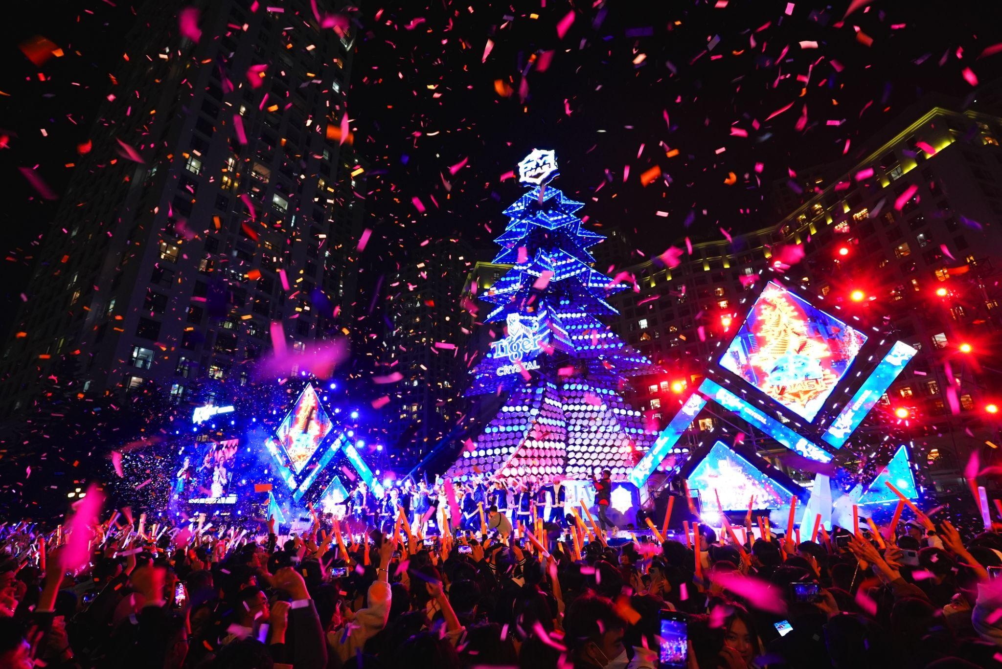 Tiger Crysmas ảnh 5 Tiger Crysmas anh 5