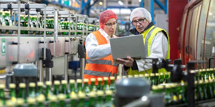 EcoStruxure,  Schneider Electric anh 2