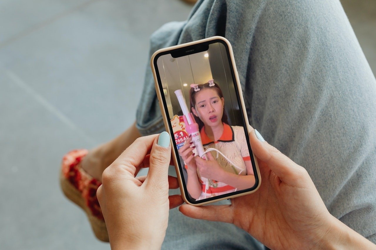 F5 Tet Quy Mao voi loat goi y hay ho tu dan KOL hinh anh