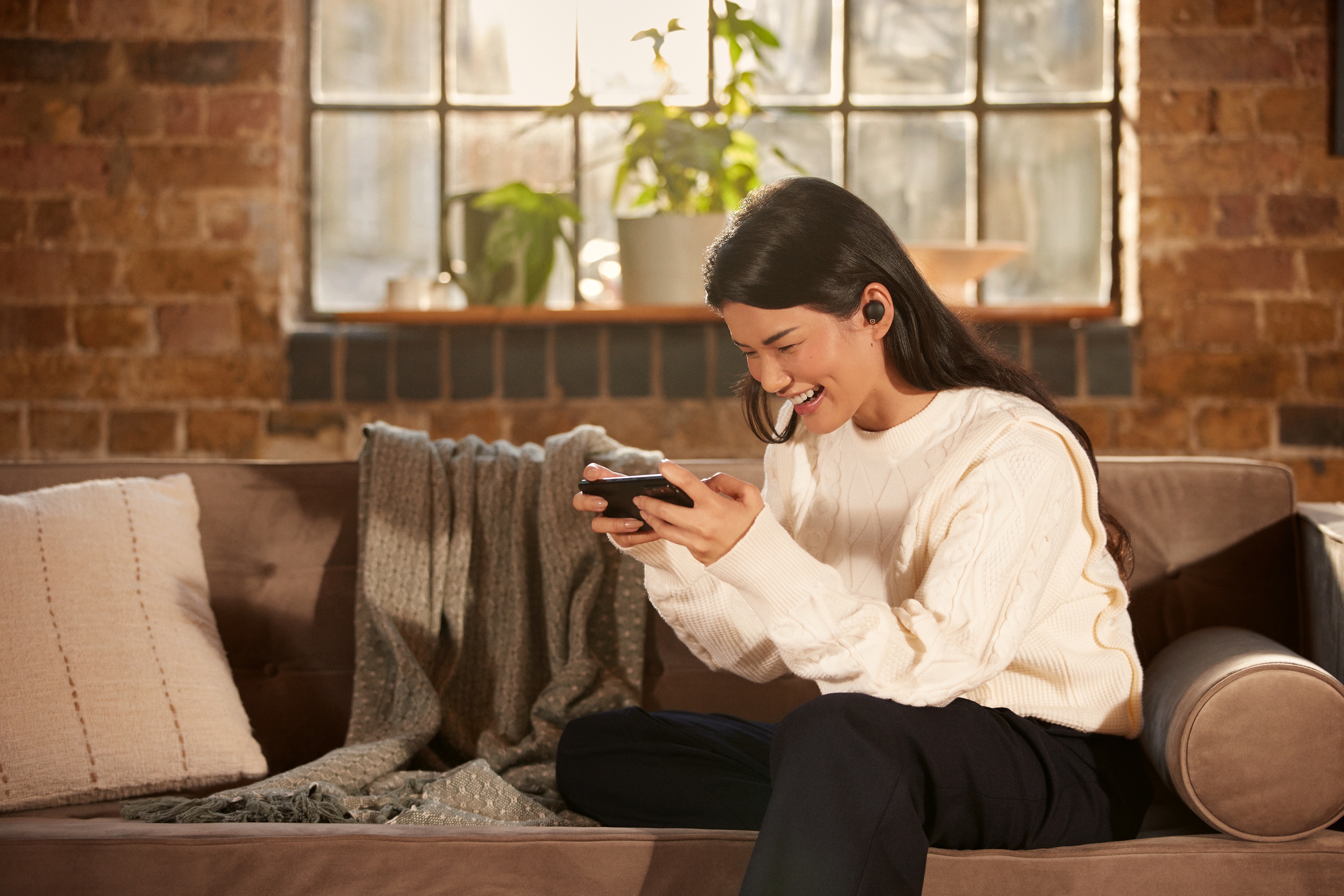 Sony,  loa Bluetooth Sony anh 5