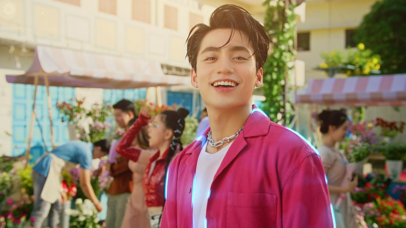 Xui hay vui,  Kotex anh 6