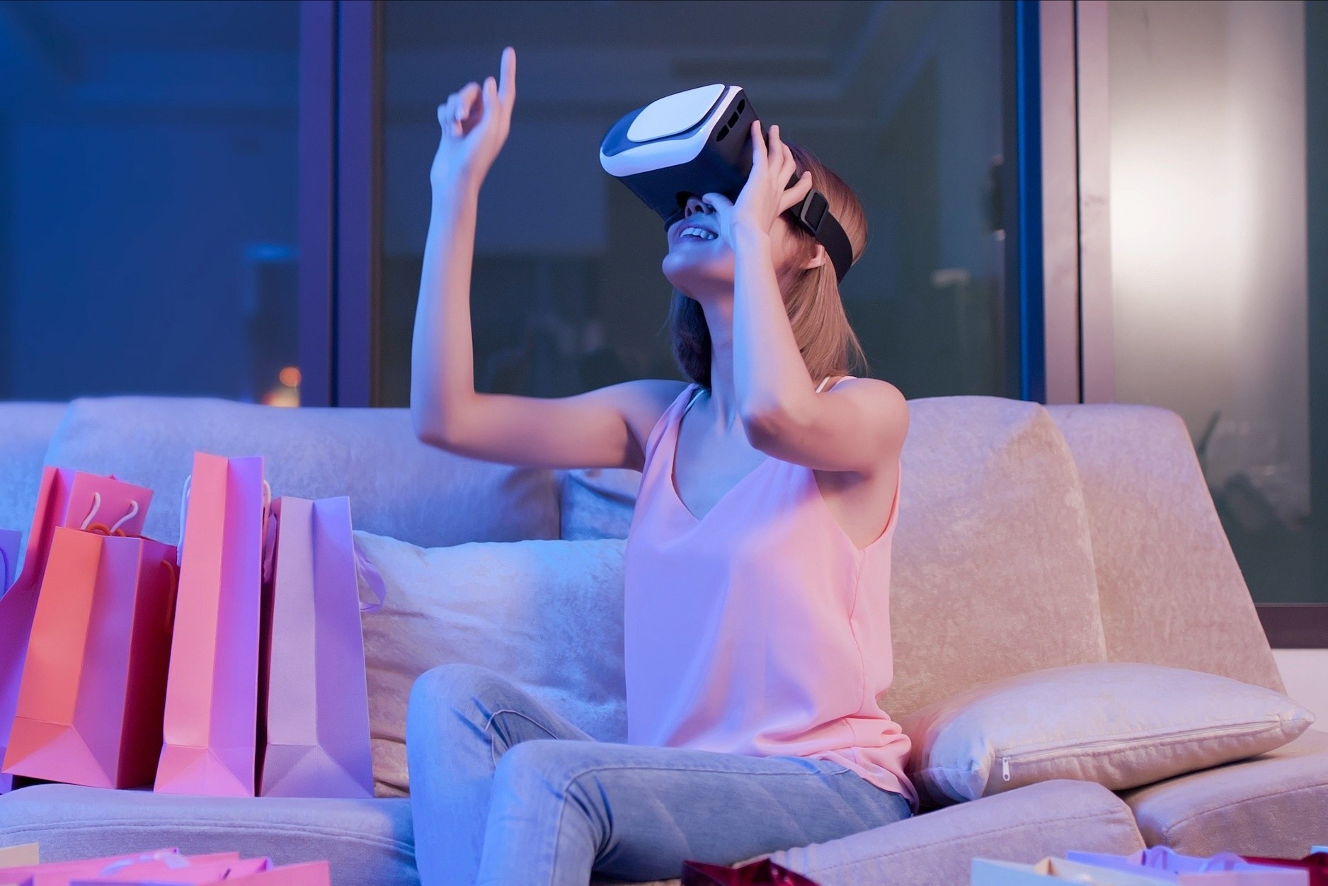 Chuyen gia du doan 4 xu huong tieu dung tren TMDT trong nam 2023 hinh anh