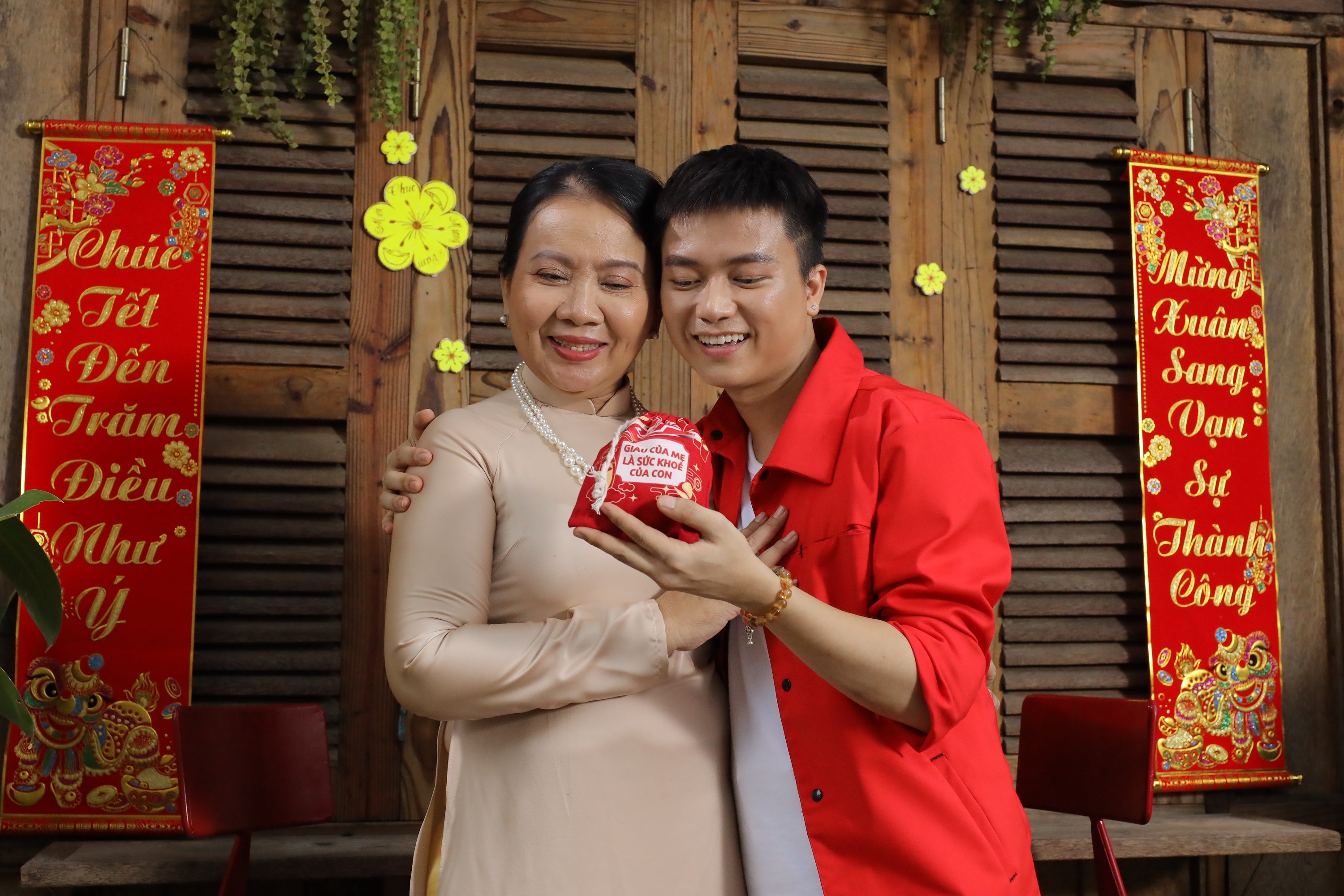 Lifebuoy,  Cai Tet giau anh 1