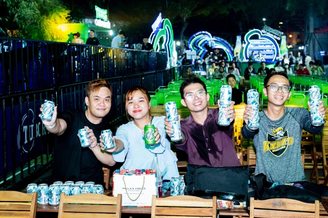 Cach tan huong mua giai AFF Cup 2022 them vui hinh anh