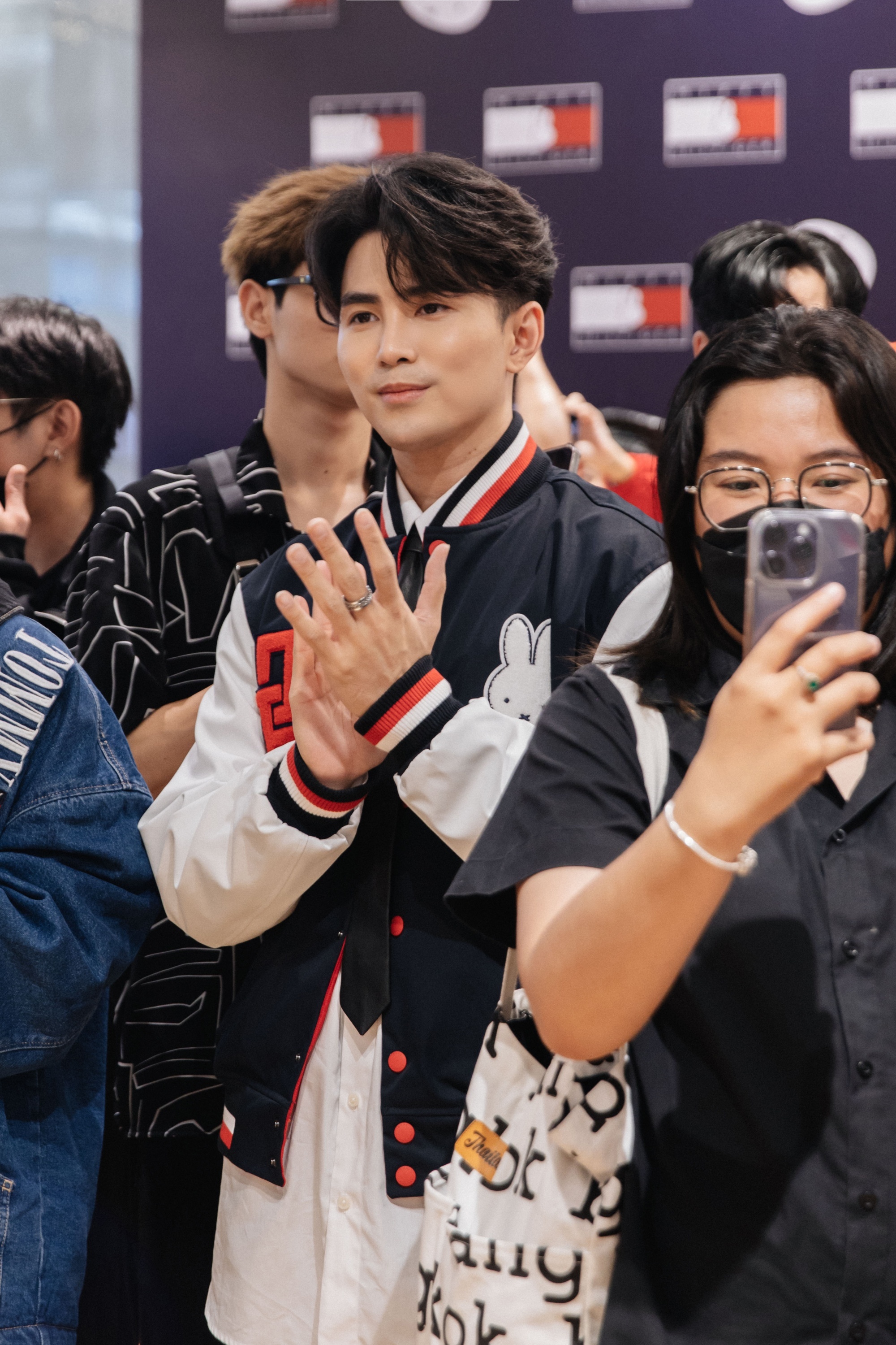 Tommy ảnh 6 Tommy anh 6