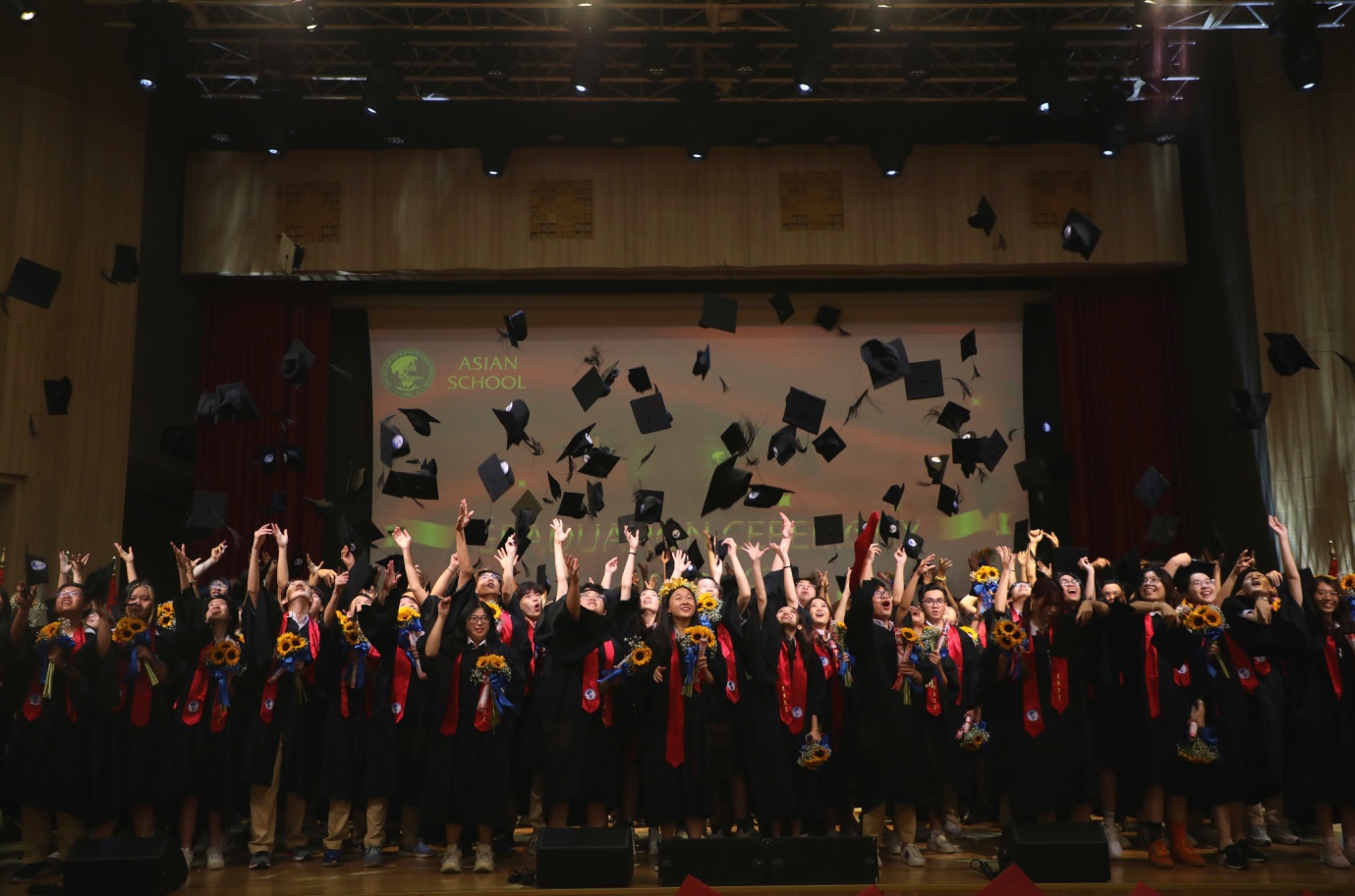 Asian School,  truong quoc te anh 3