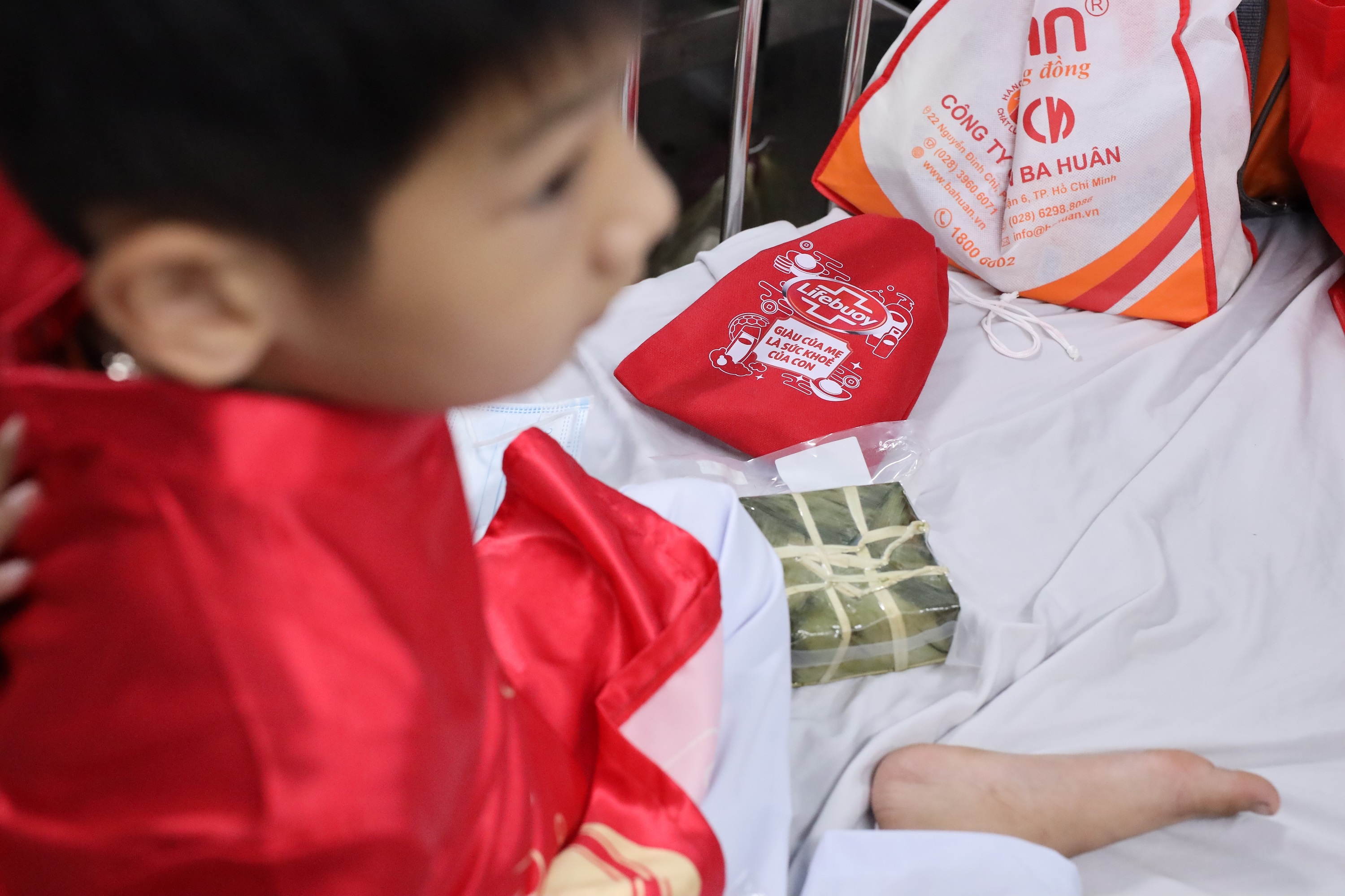 Luong Bich Huu,  Lifebuoy anh 18