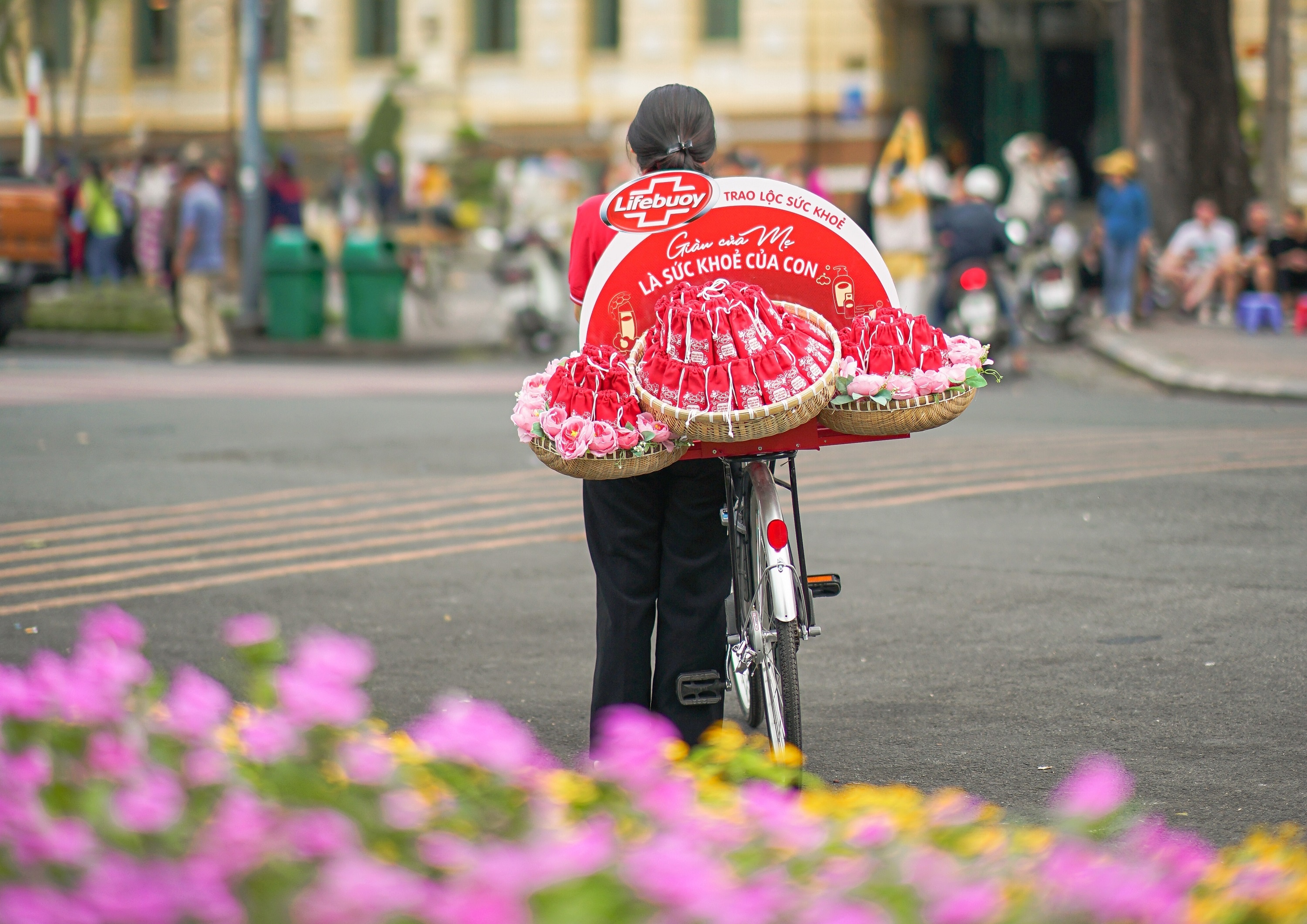Nhin lai hanh trinh trao 10.000 ‘loc suc khoe’ de Tet them giau hinh anh