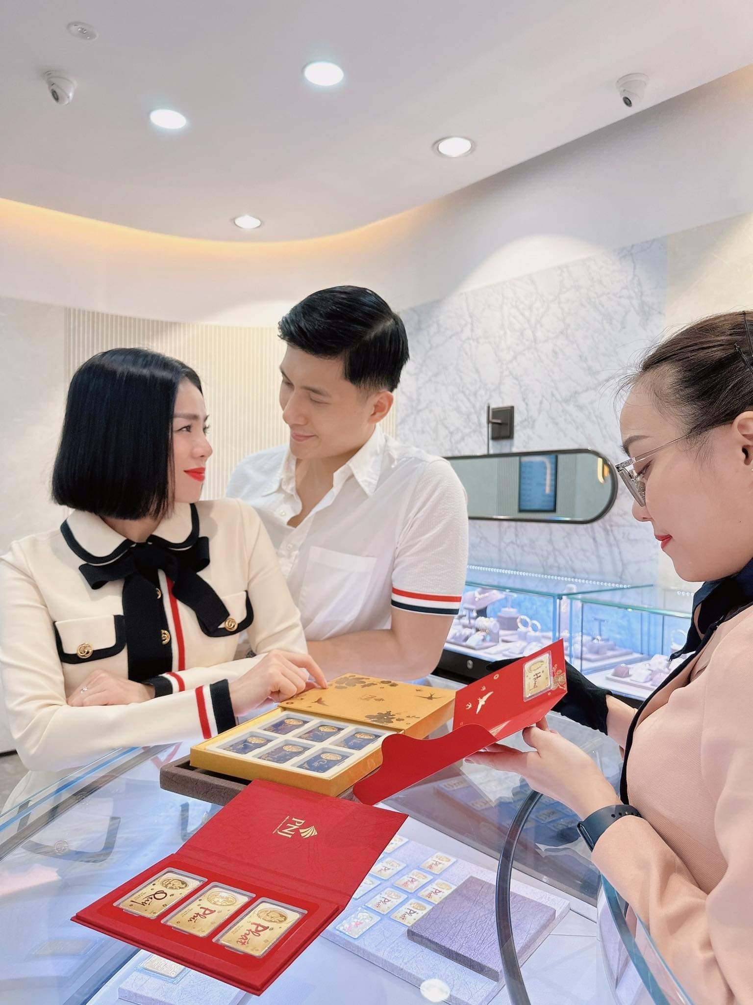 set vang tai loc,  PNJ anh 2