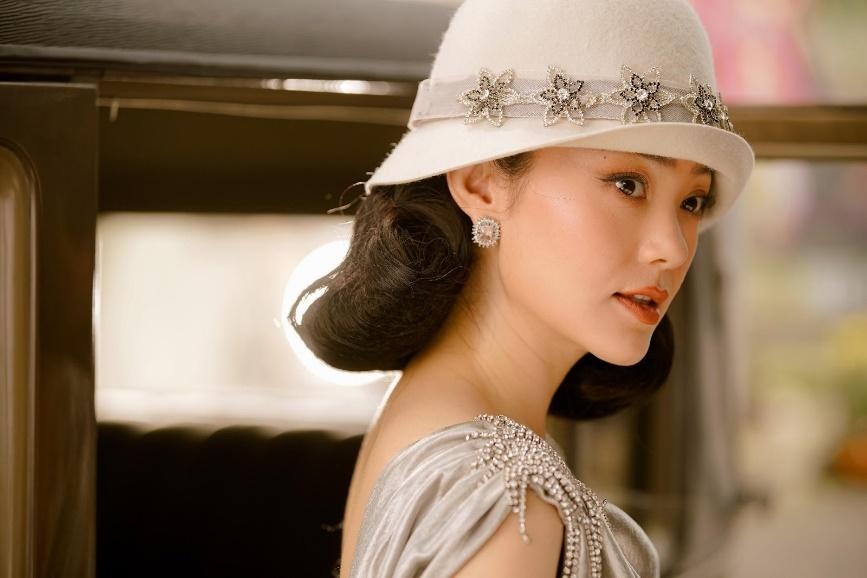 Chi chi em em 2 anh 1