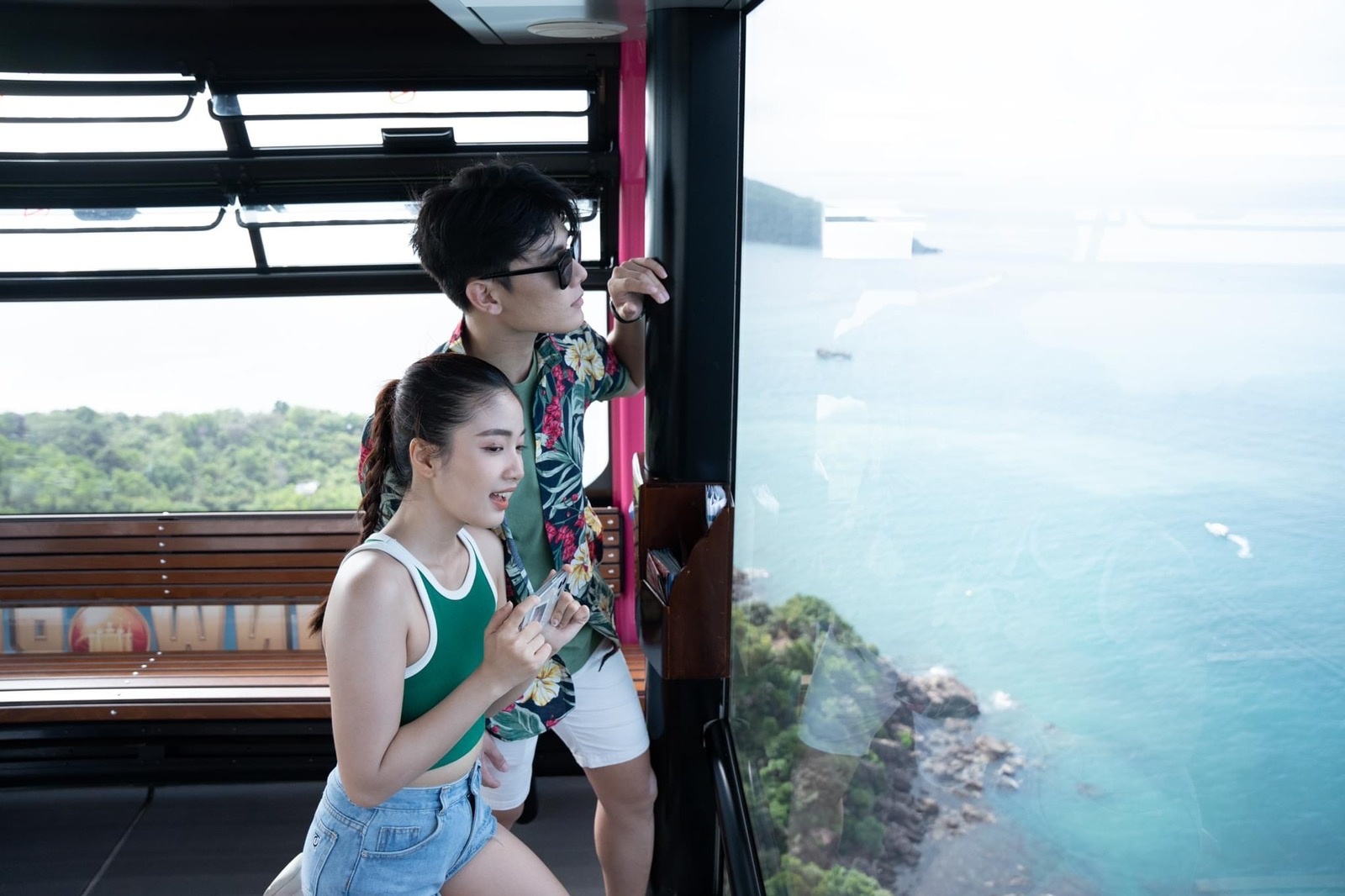 Du khach ‘do bo’ ve nam Phu Quoc du xuan va ngam phao hoa xuyen Tet hinh anh