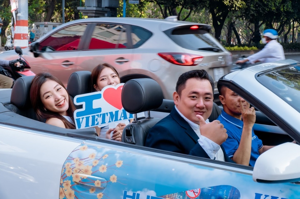 Roadshow,  năm mới ảnh 1 Roadshow,  nam moi anh 1