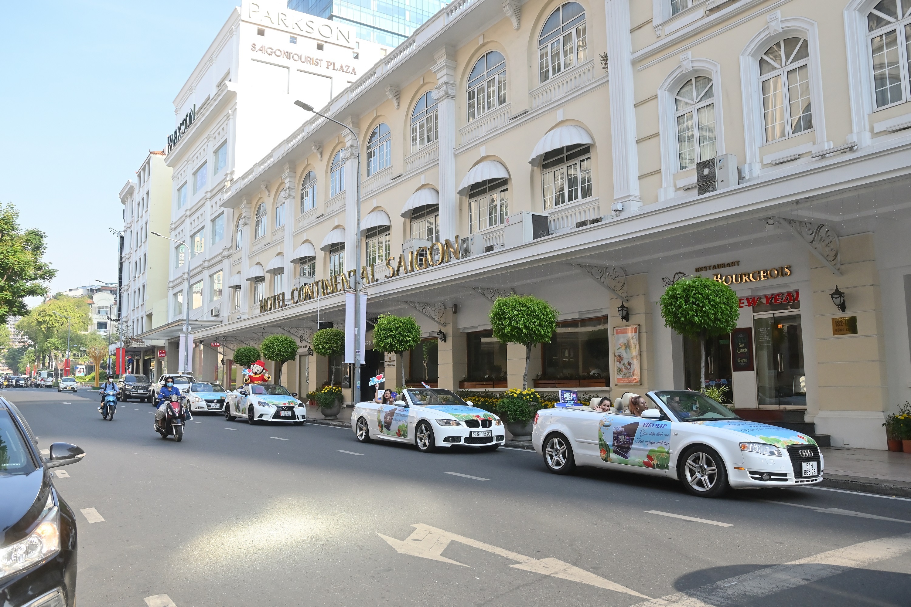 Roadshow,  nam moi anh 2