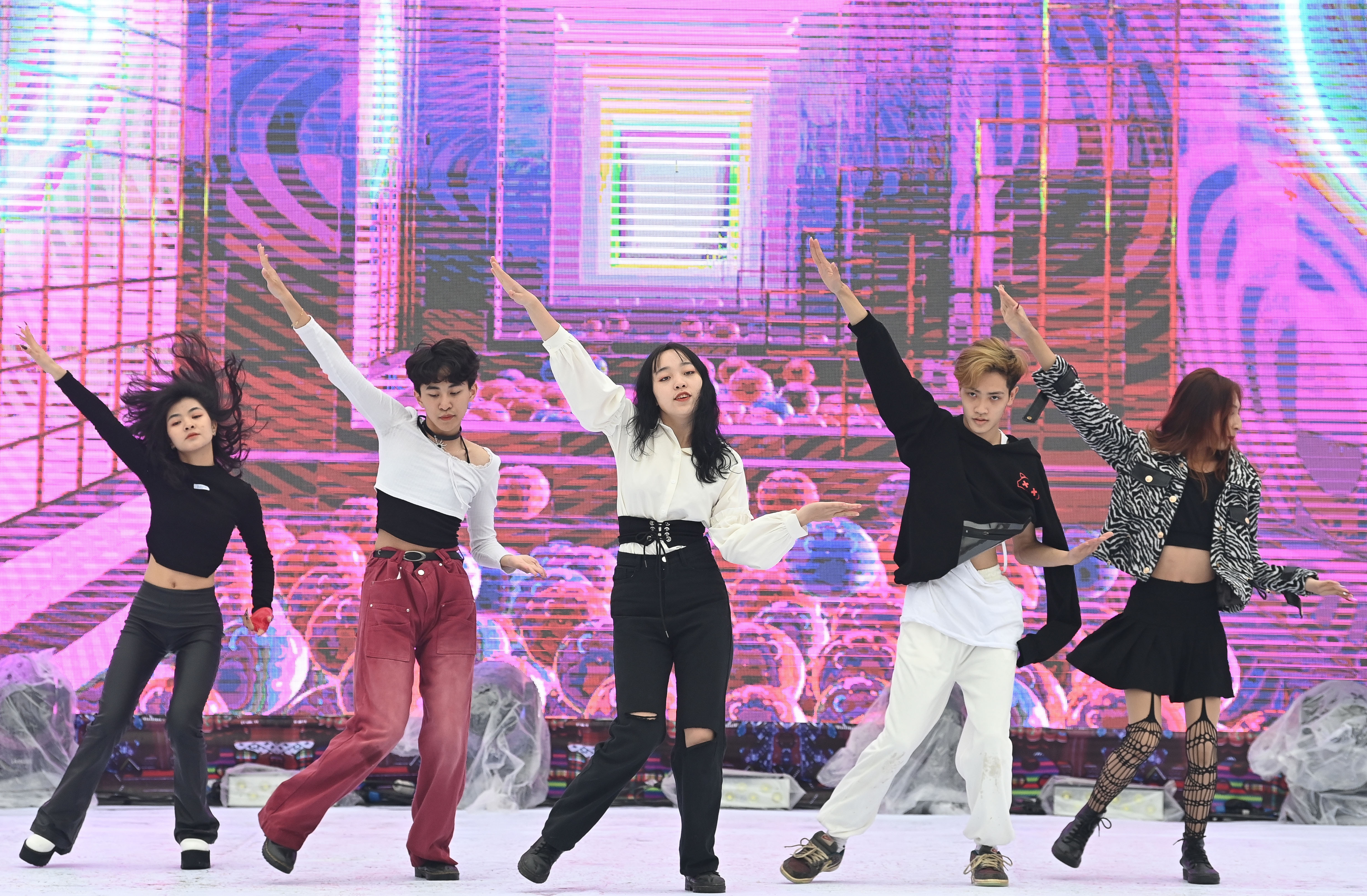 Mailand Hoang Dong anh 6