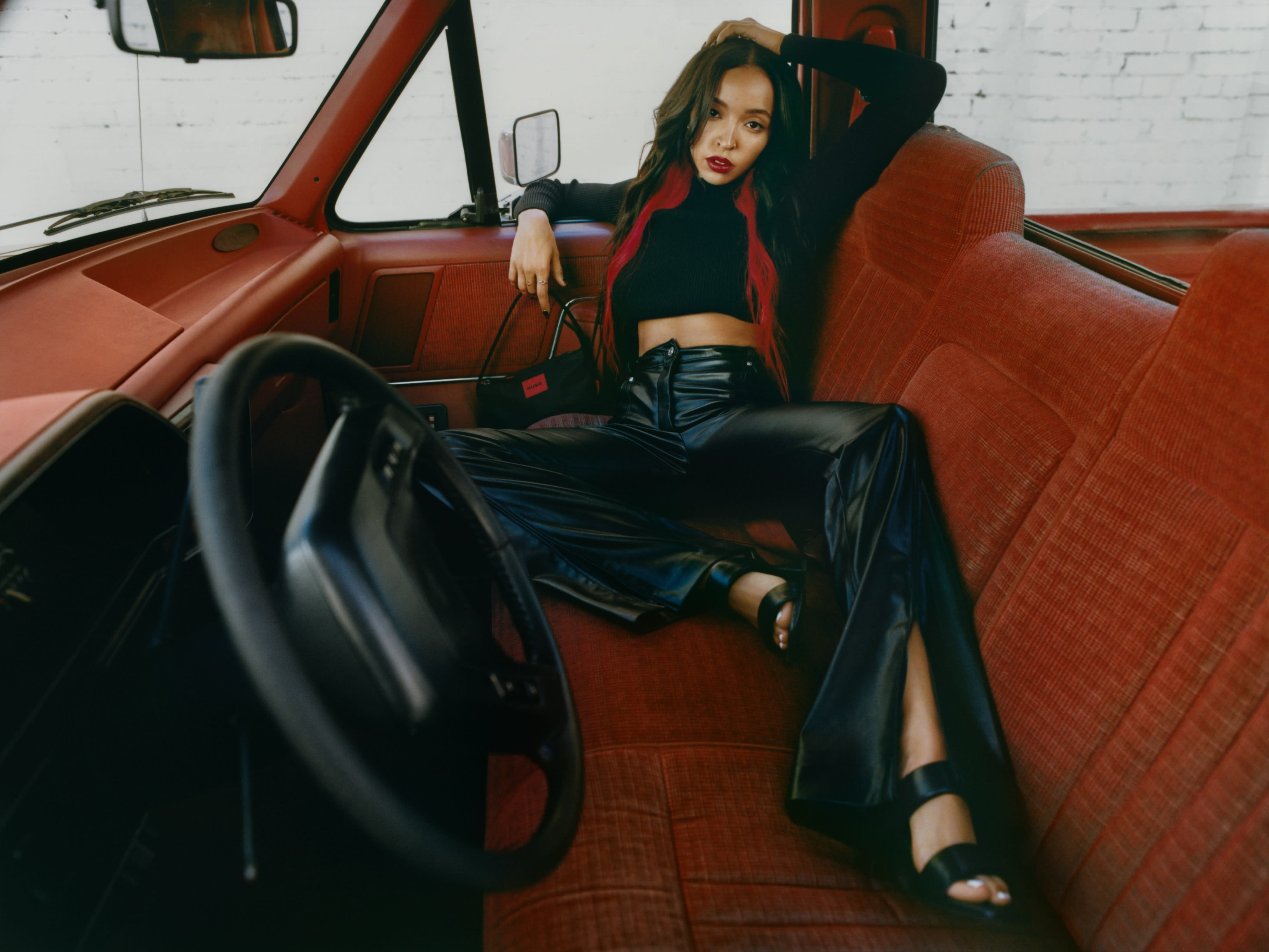 Hugo Boss ảnh 3 Hugo Boss anh 3