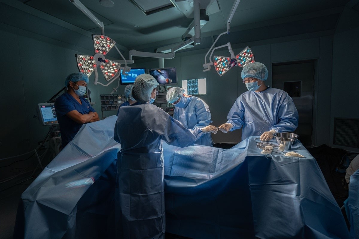 Bac si canh bao nguy co tiem an sau dieu tri benh viem gan hinh anh