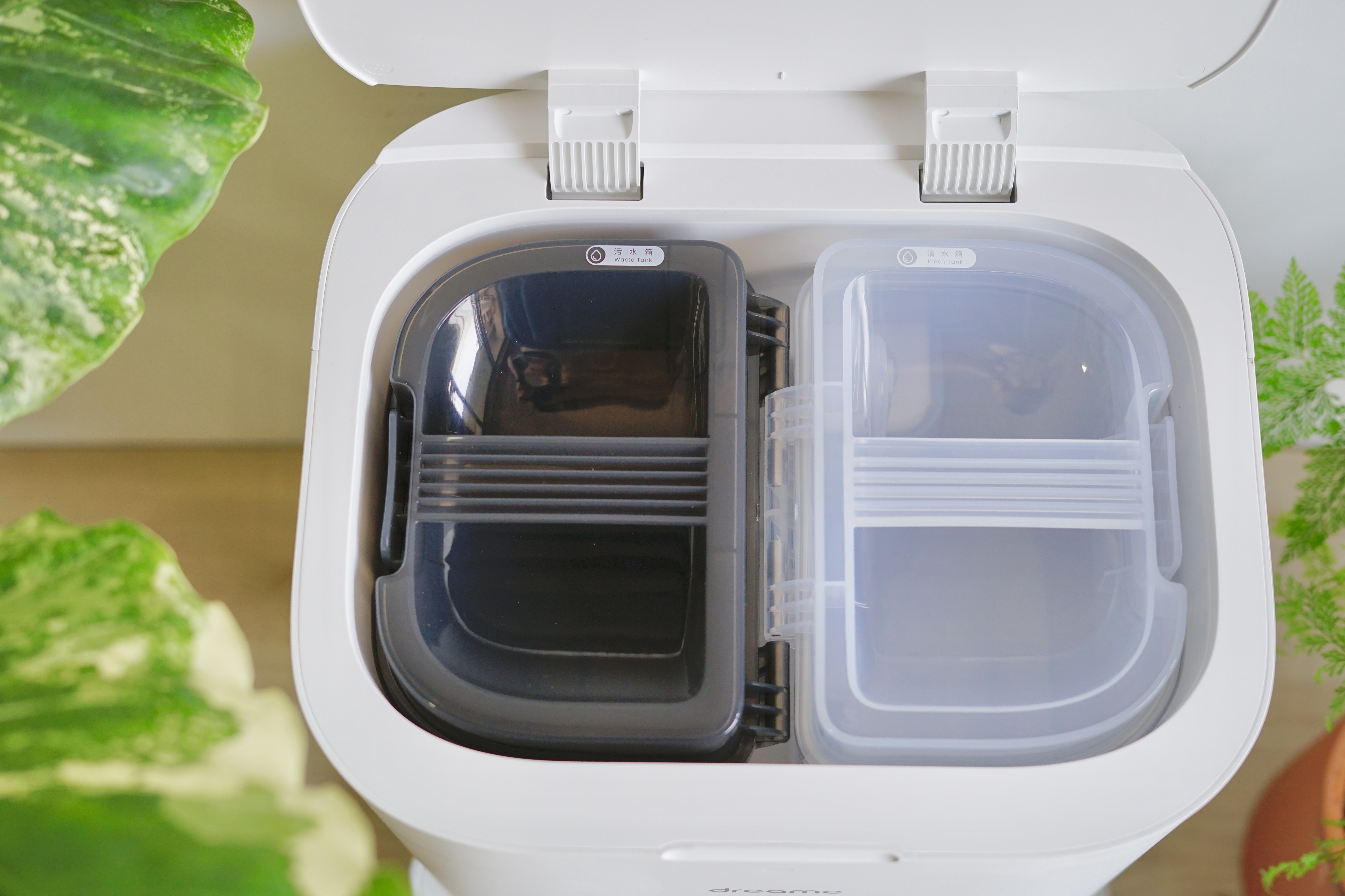 robot hut bui Dreame anh 11