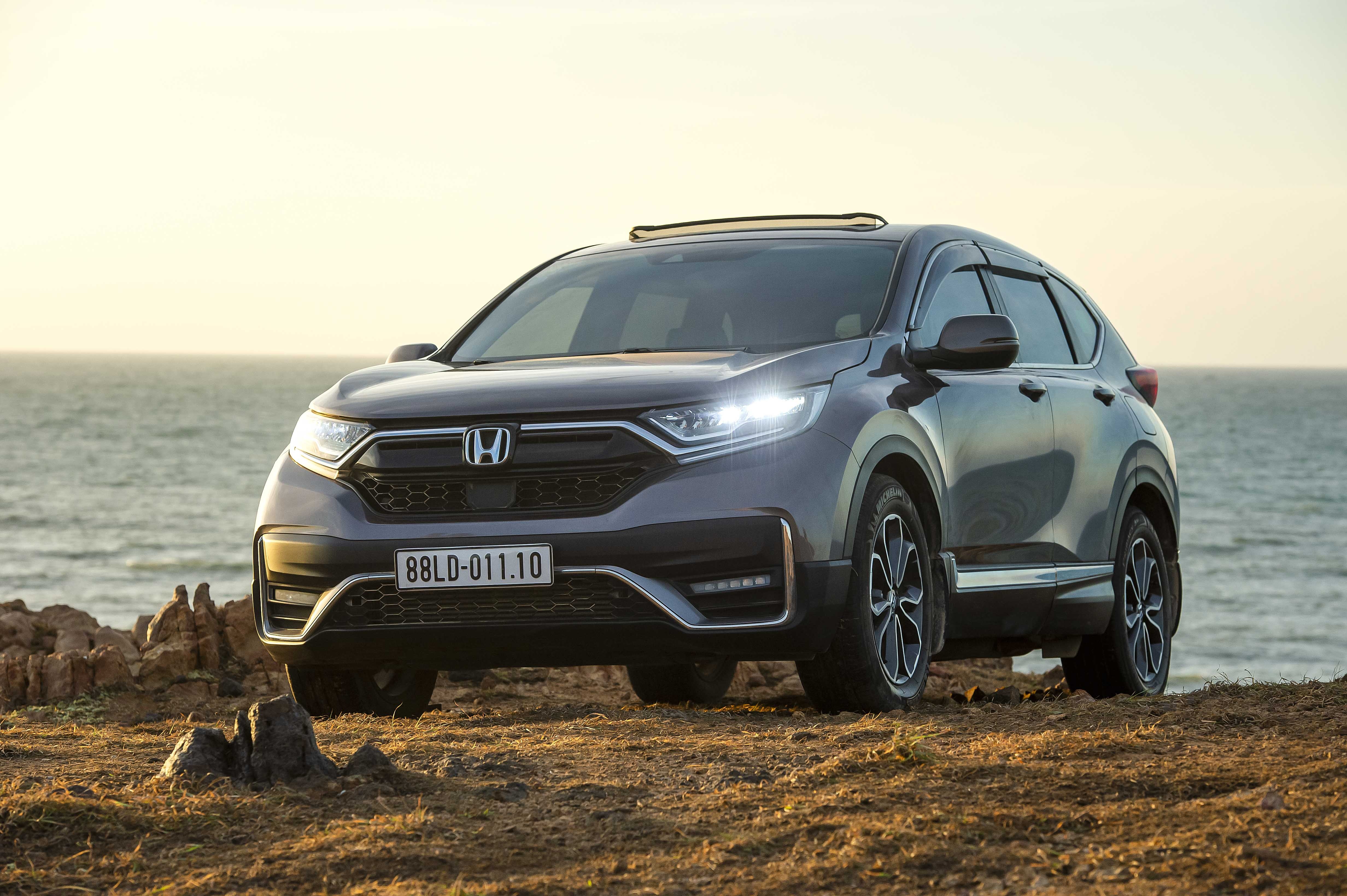 Nhan 50% le phi truoc ba khi mua Honda City, CR-V VIN2023 hinh anh