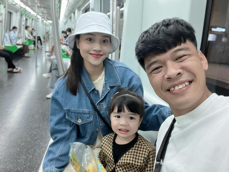 Bi quyet cham soc rang mieng cho con tu vo chong dien vien Trung Ruoi hinh anh