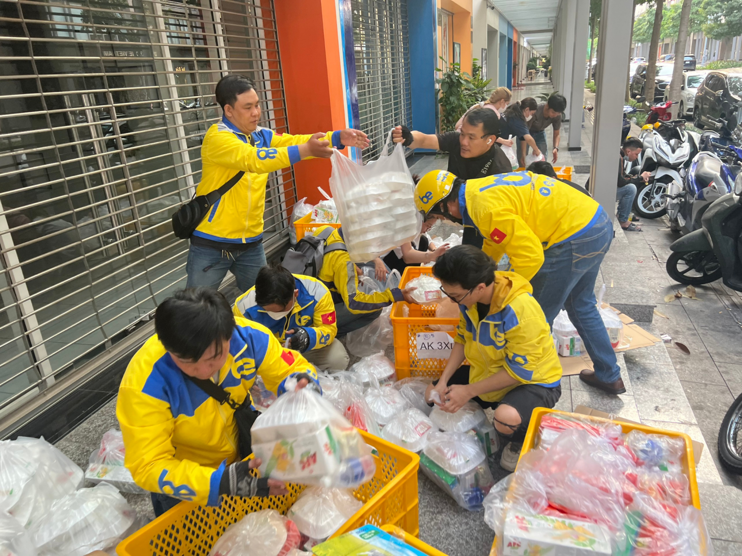 Be Group,  hoat dong thien nguyen anh 1