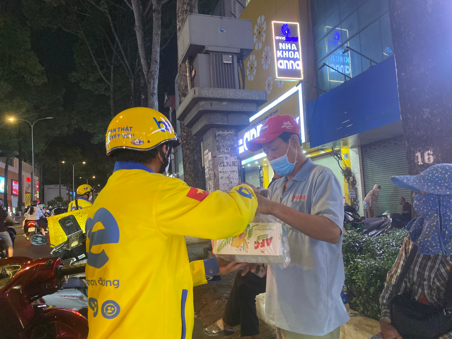 Be Group,  hoat dong thien nguyen anh 5