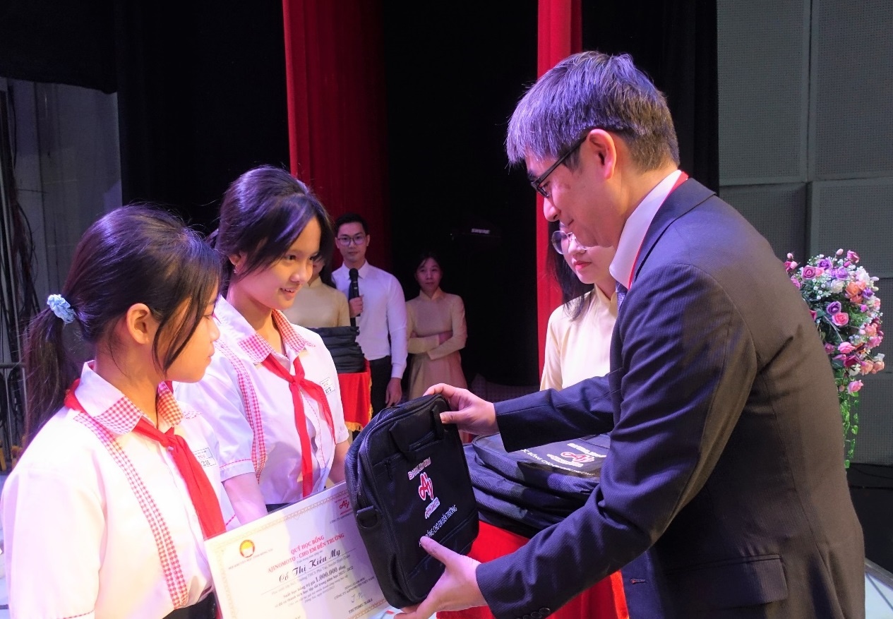 Ajinomoto dong gop ve giao duc va dinh duong cho the he tuong lai hinh anh